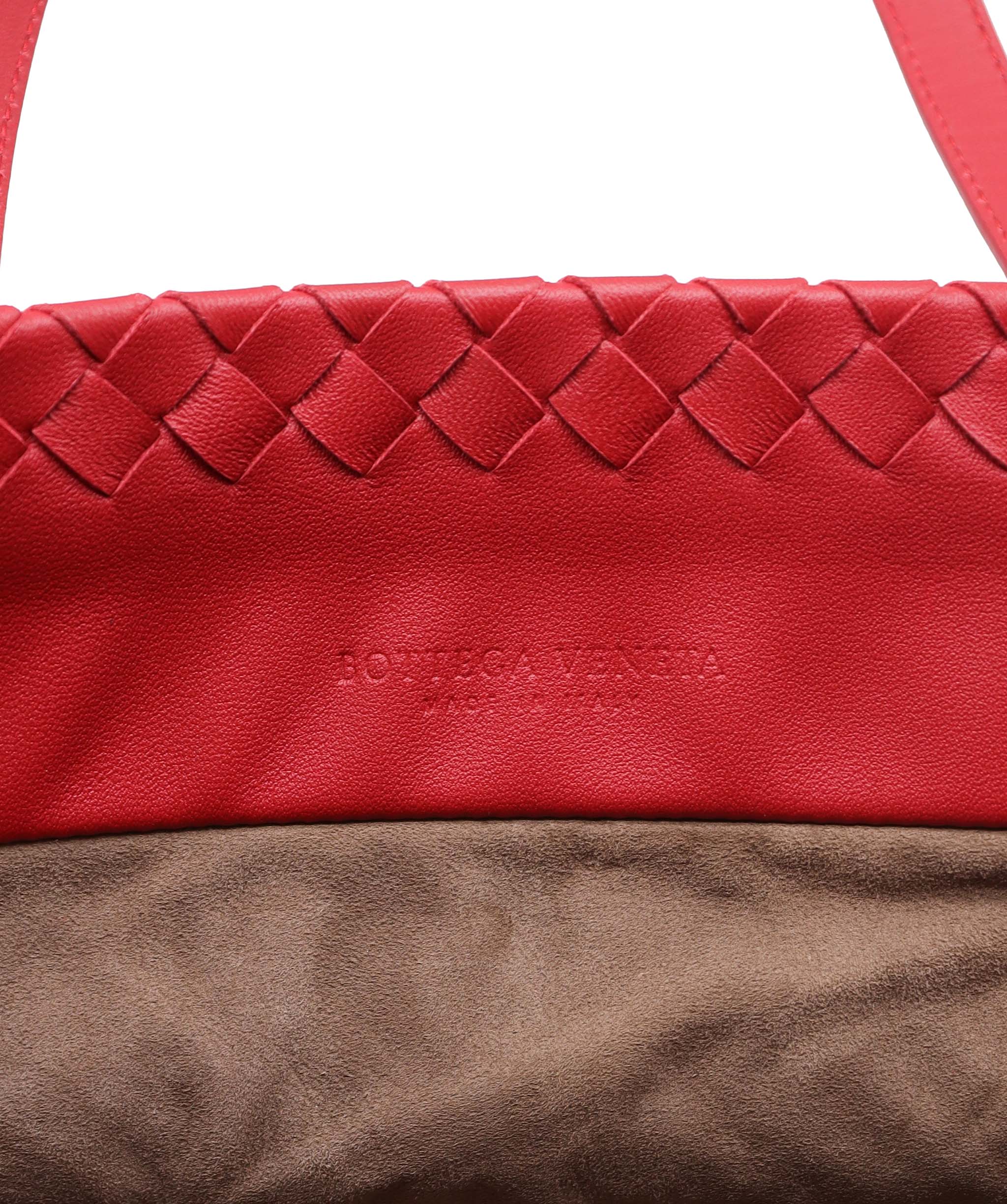 Bottega Veneta BOTTEGAVENETA INTRECCIATO Shoulder Bag Red WS8493 DXBS1425
