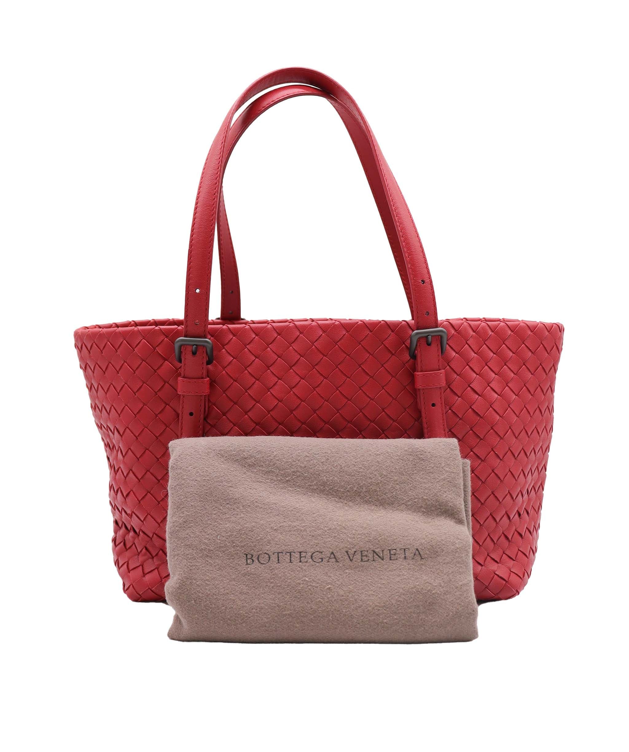 Bottega Veneta BOTTEGAVENETA INTRECCIATO Shoulder Bag Red WS8493 DXBS1425