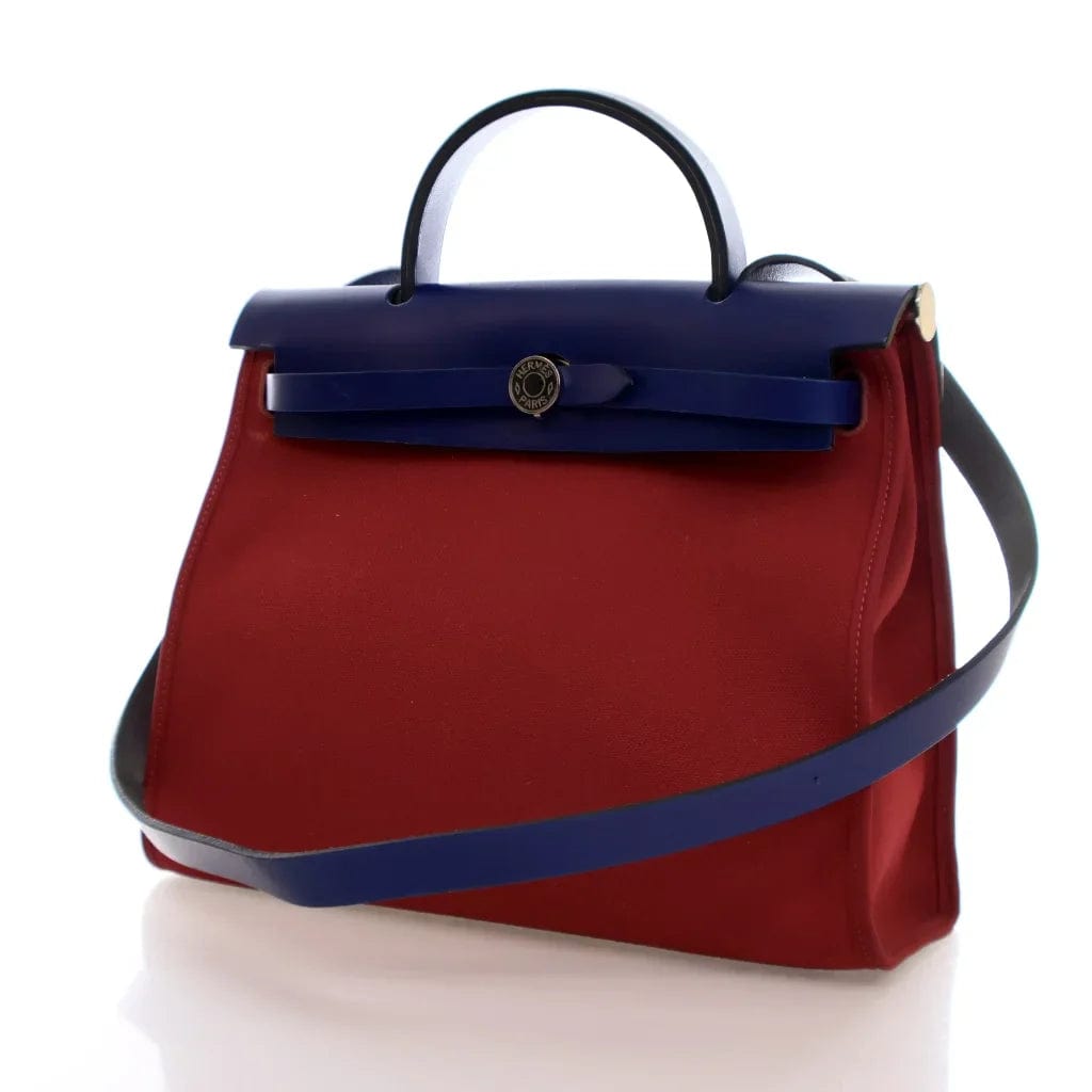 CANADA AUCTION Hermes Herbag 31 Rouge Grenat Canvas