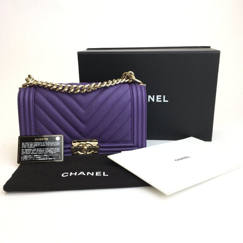 Chanel Boy Bag Old Medium – LuxuryPromise