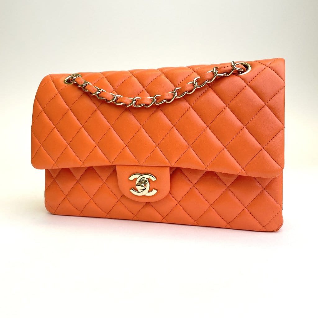 Chanel Classic Flap Travel Line Cc Logo Jacquard 7137 Beige Nylon Shoulder  Bag ref.302543 - Joli Closet