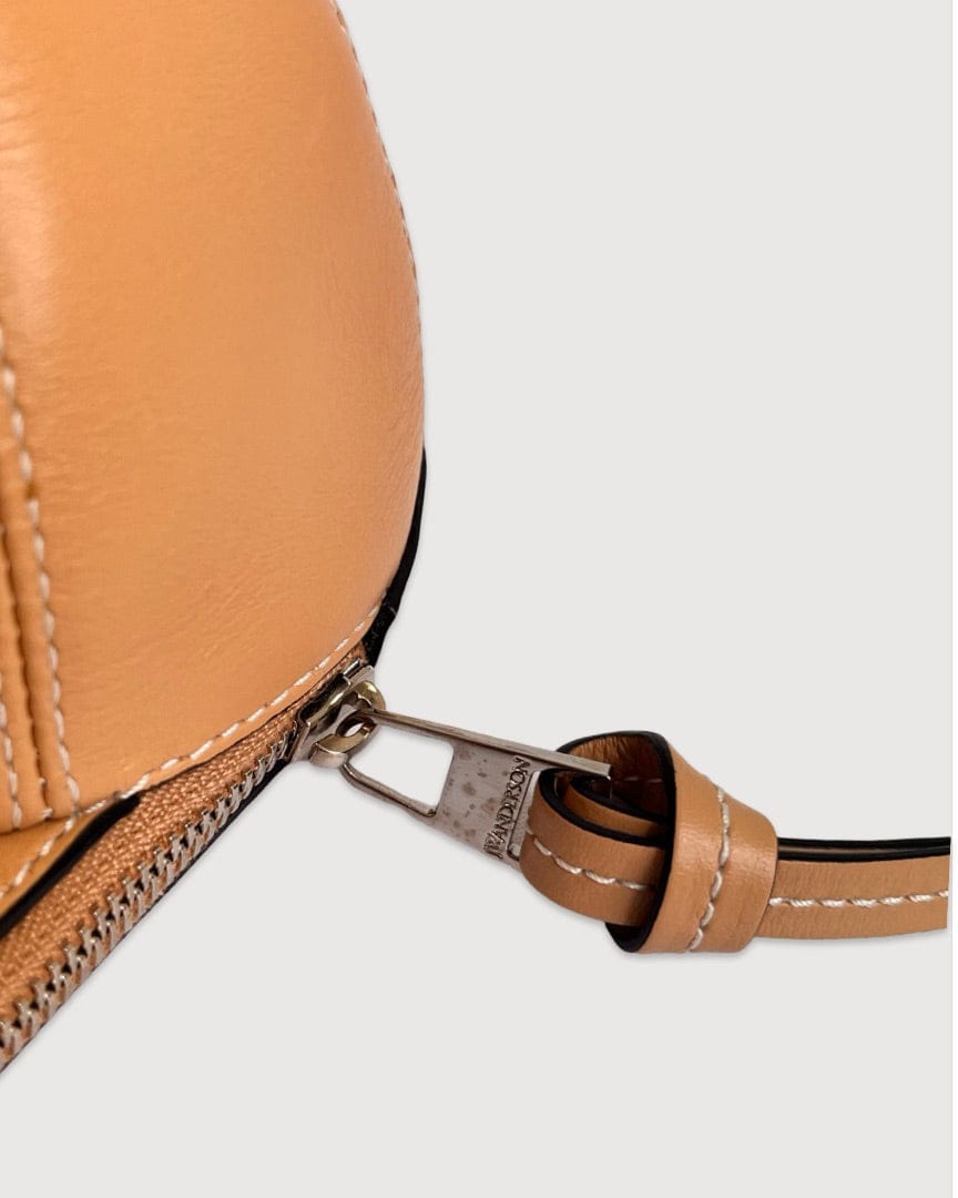 Cap Crossbody Beige Cap Crossbody Manbag