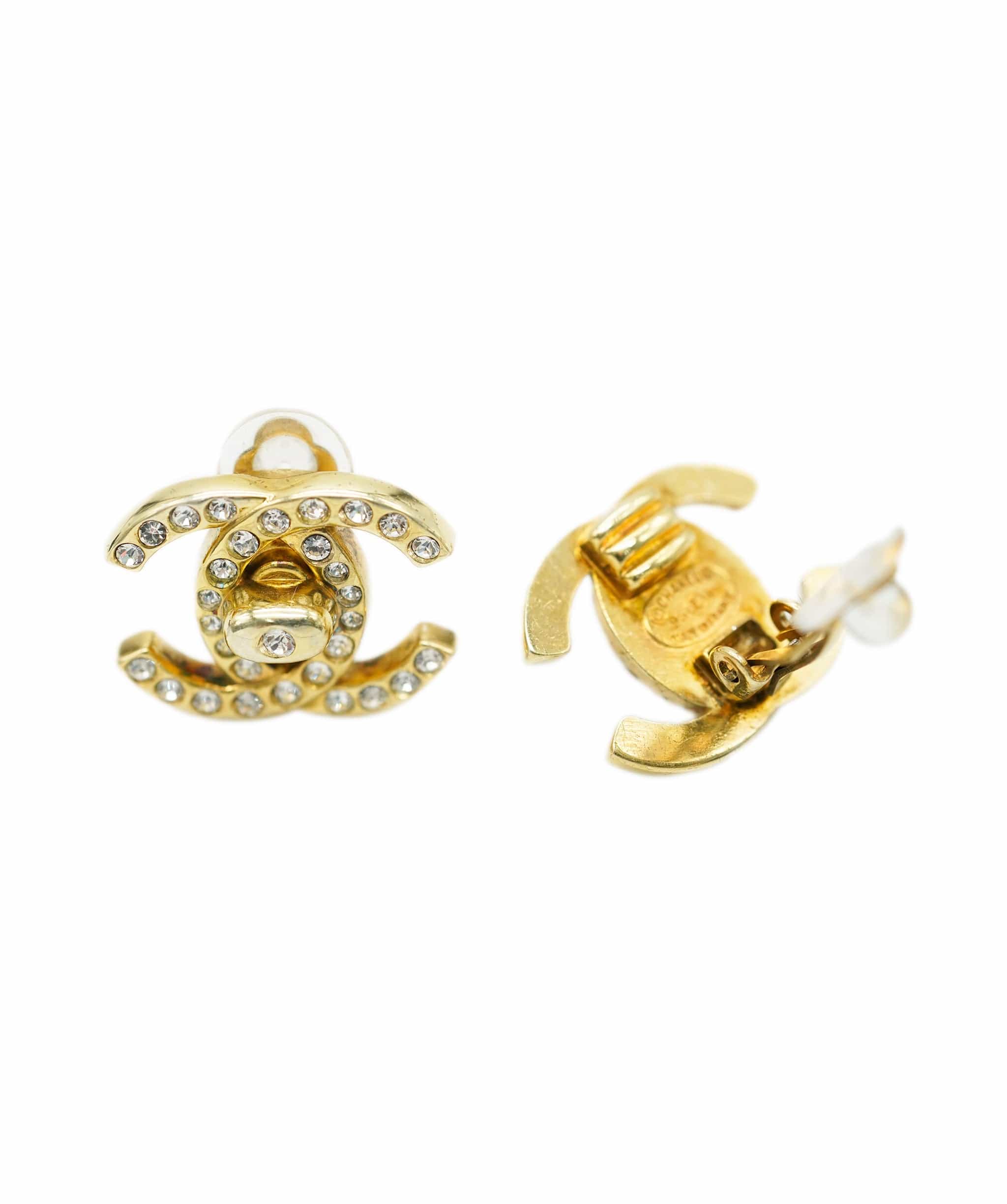 Cartier Chanel diamante CC turnlock earrings AJL0182