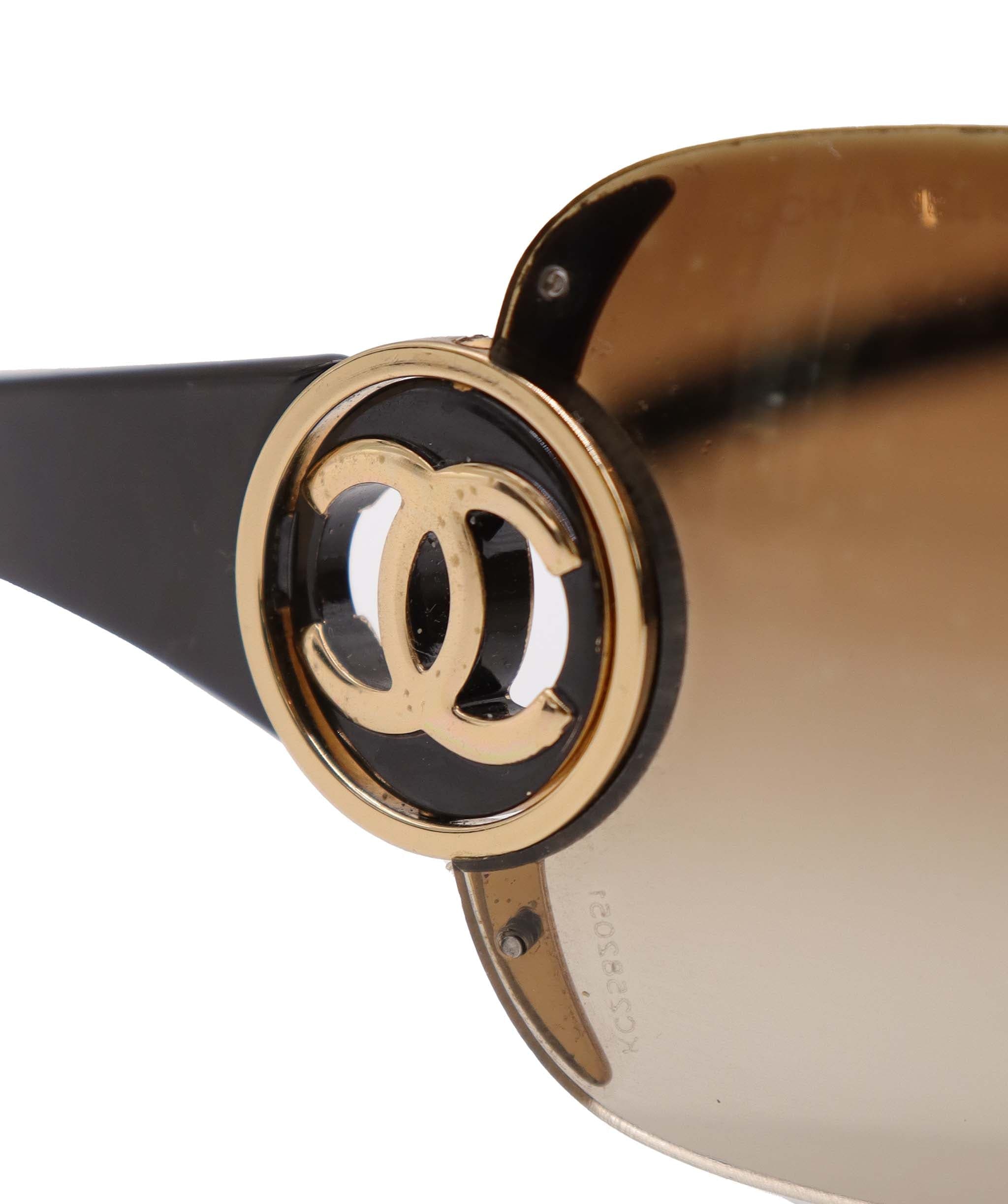 Chanel Chanel Vintage 2000's Visor Style Sunglasses With case ASC7004