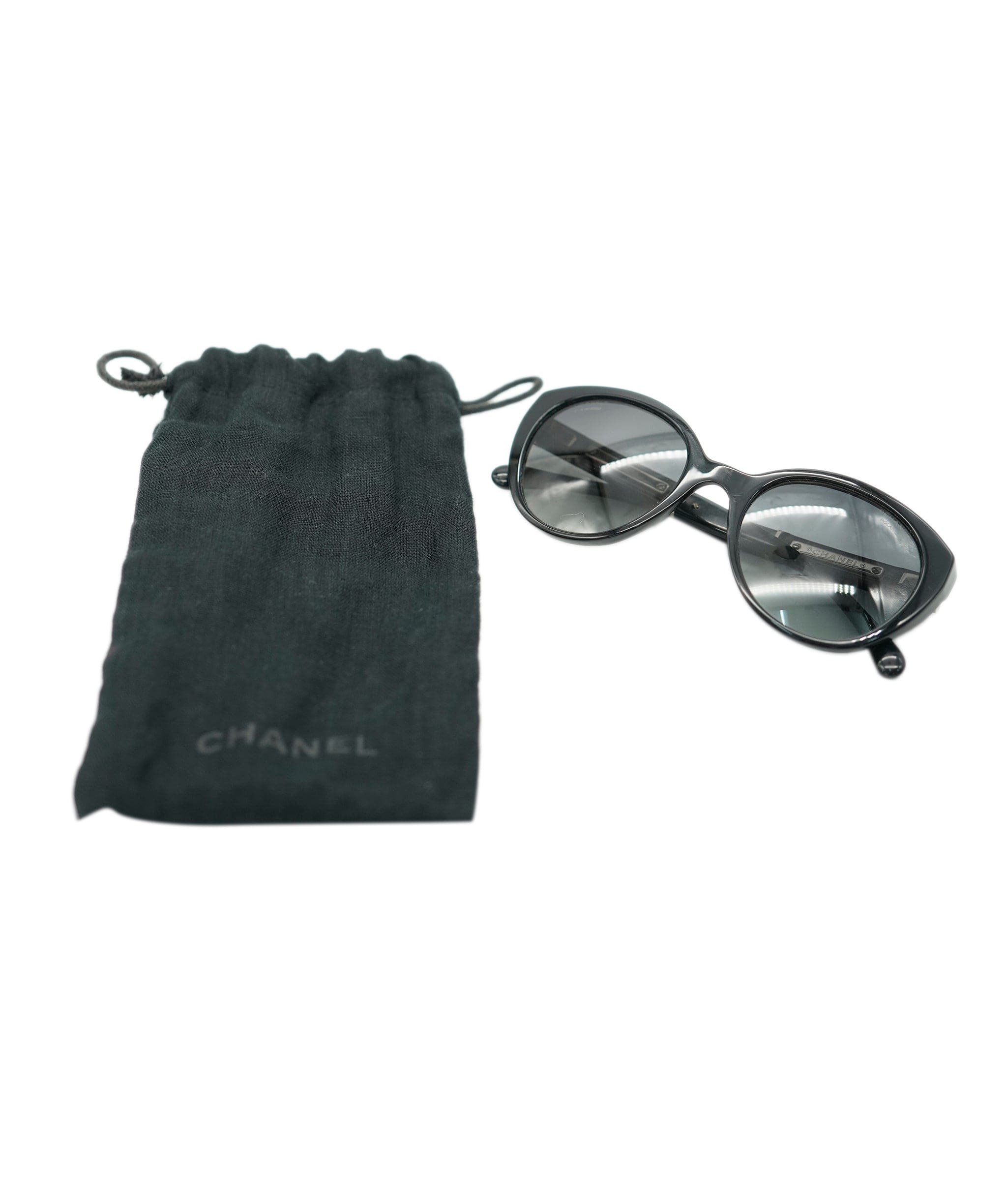 Chanel Chanel Black CC sunglasses  ALC1775