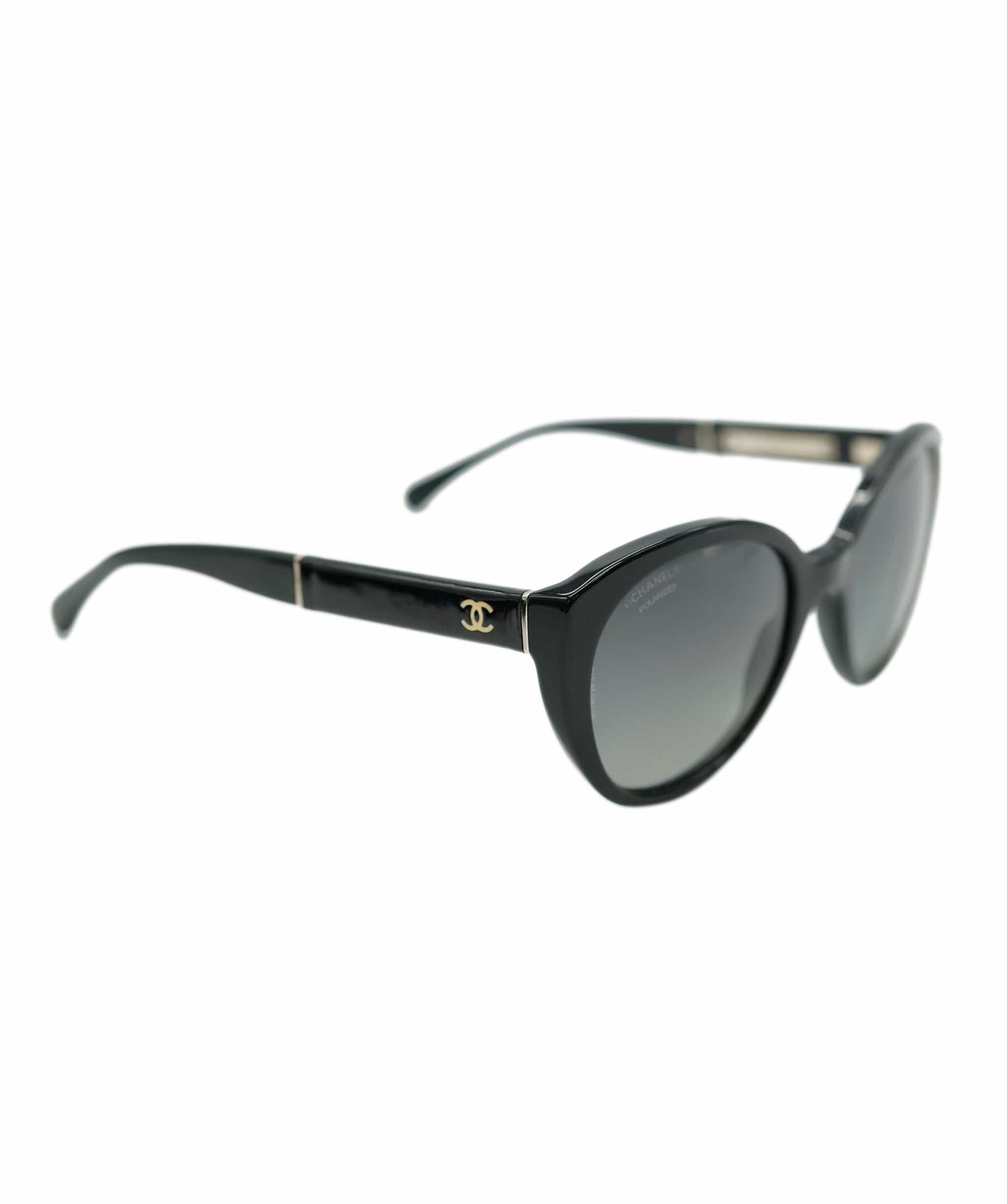 Chanel Chanel Black CC sunglasses  ALC1775