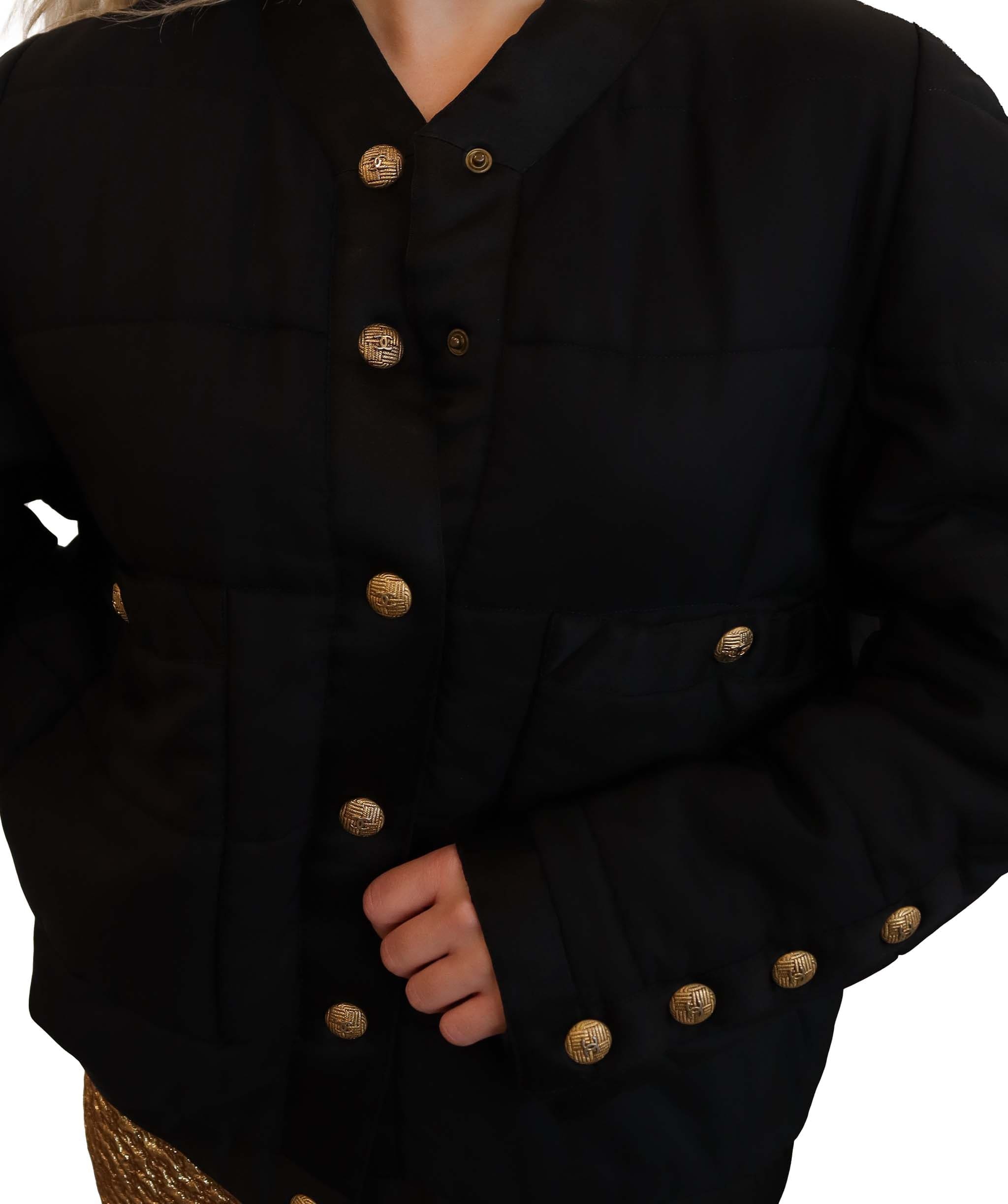 Chanel Chanel black down jacket - DXBS2548