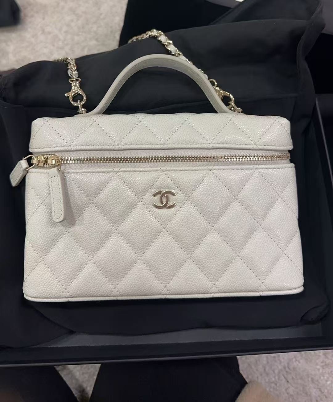 Chanel Chanel Brand new LP Bag ALC3684