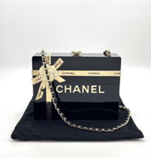 CHANEL CHANEL Camellia Gift Box Bag 3032510131286
