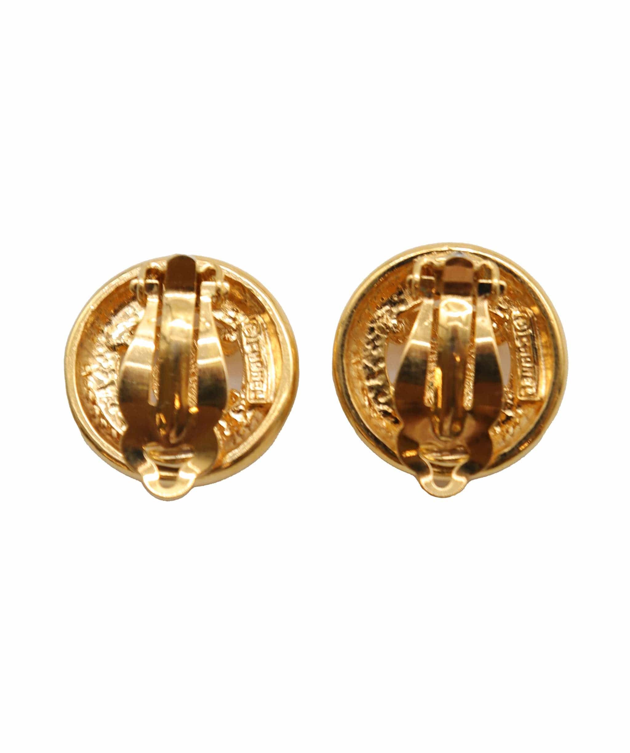 Chanel chanel gold cc earrings DXBS2589