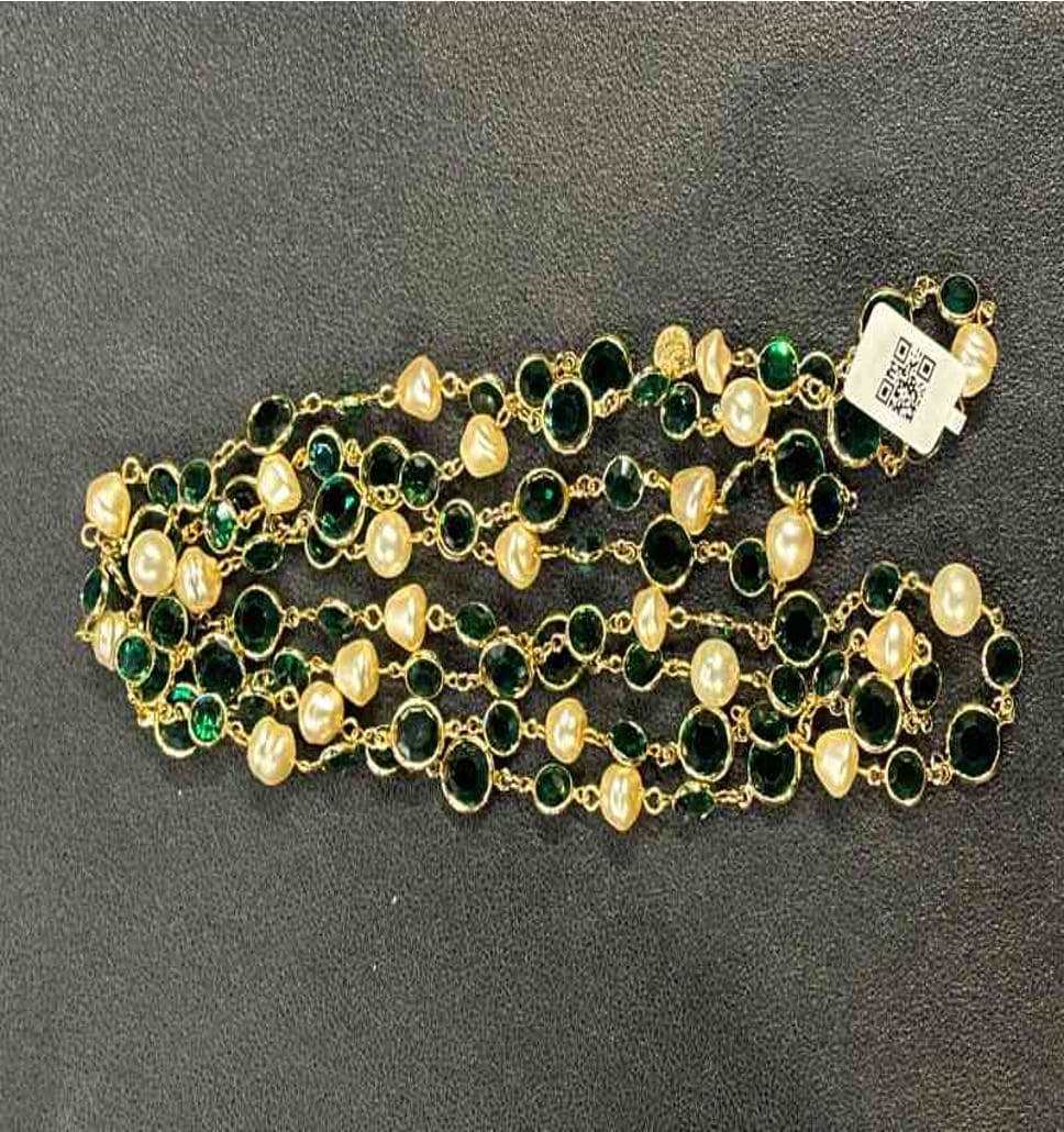 Chanel CHANEL Green Polka Dot Pearl Necklace LE602018