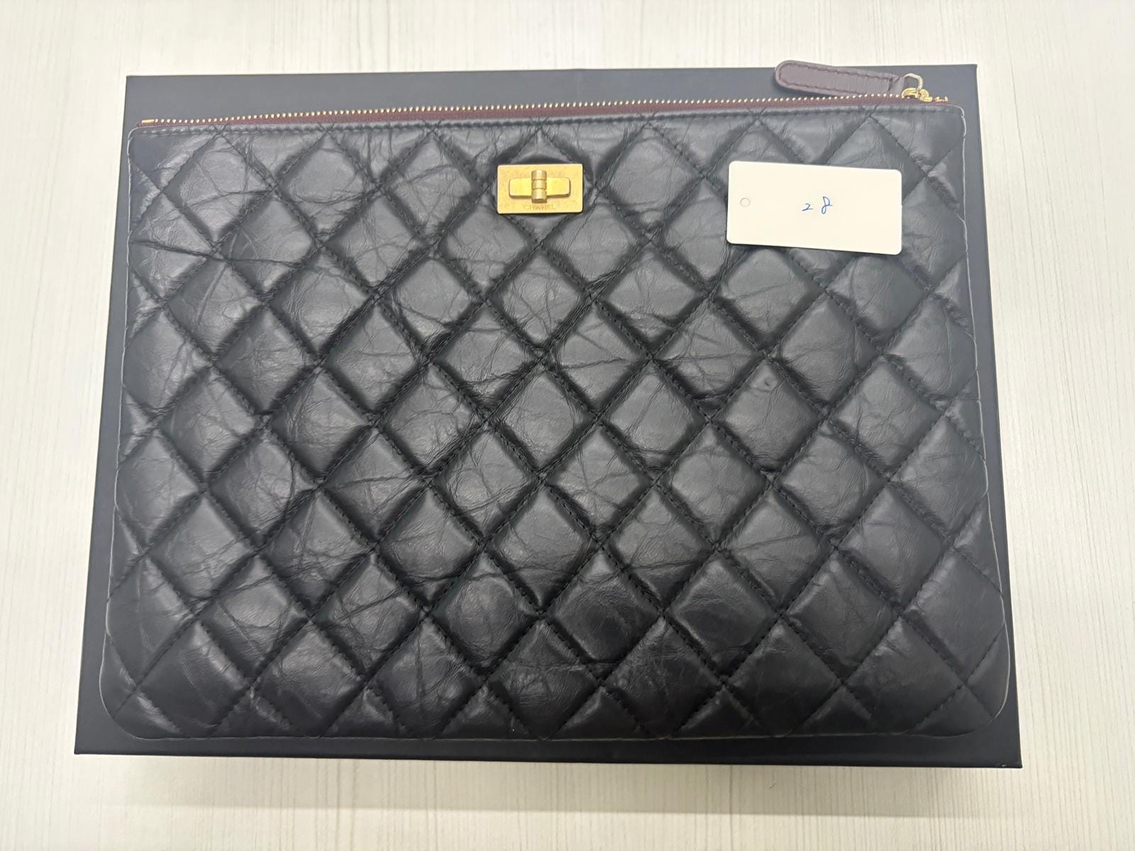 CHANEL CHANEL Noir Calf  Pouch 23684554 BK28