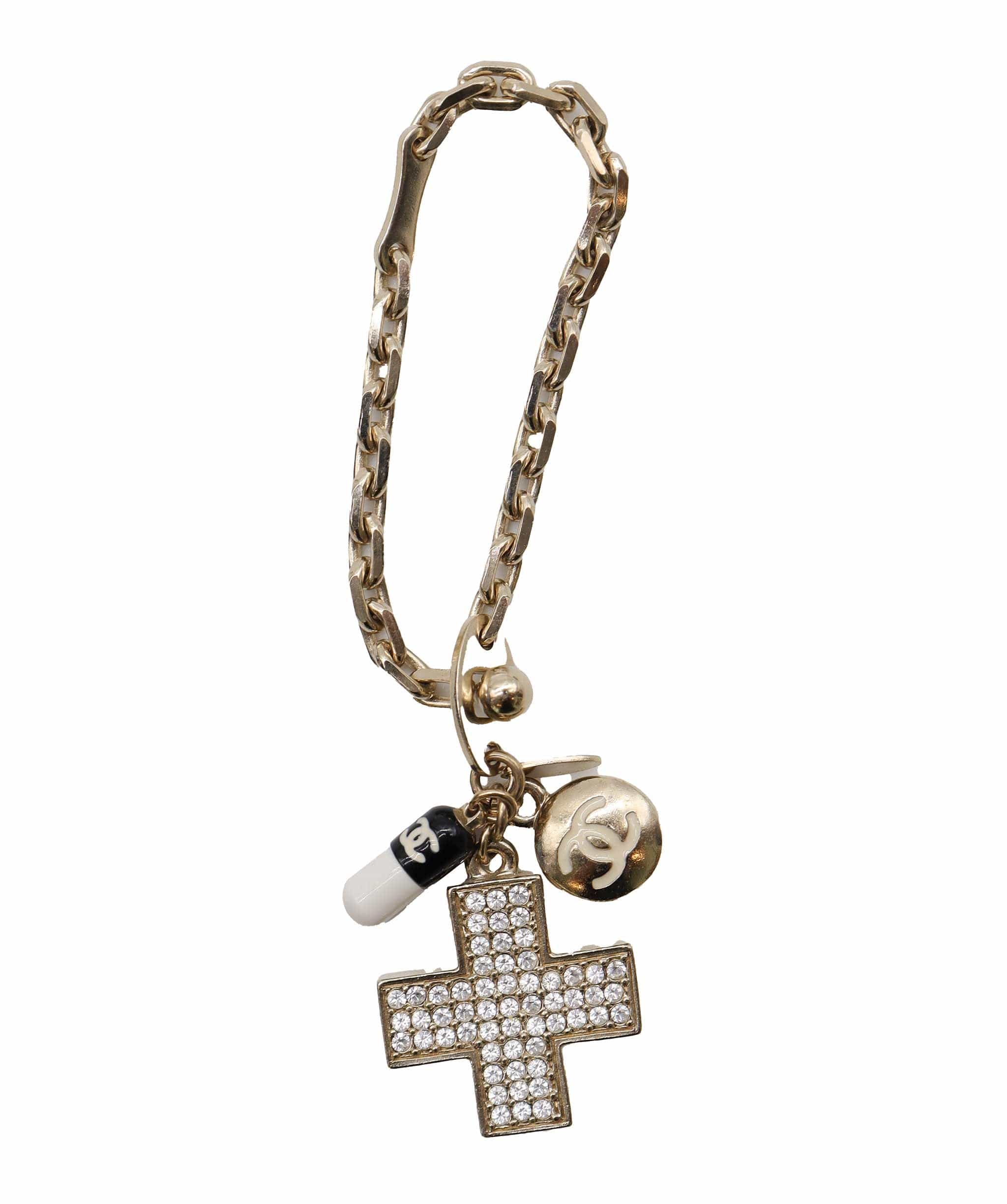 Chanel chanel pill bracelet  DXBS2609