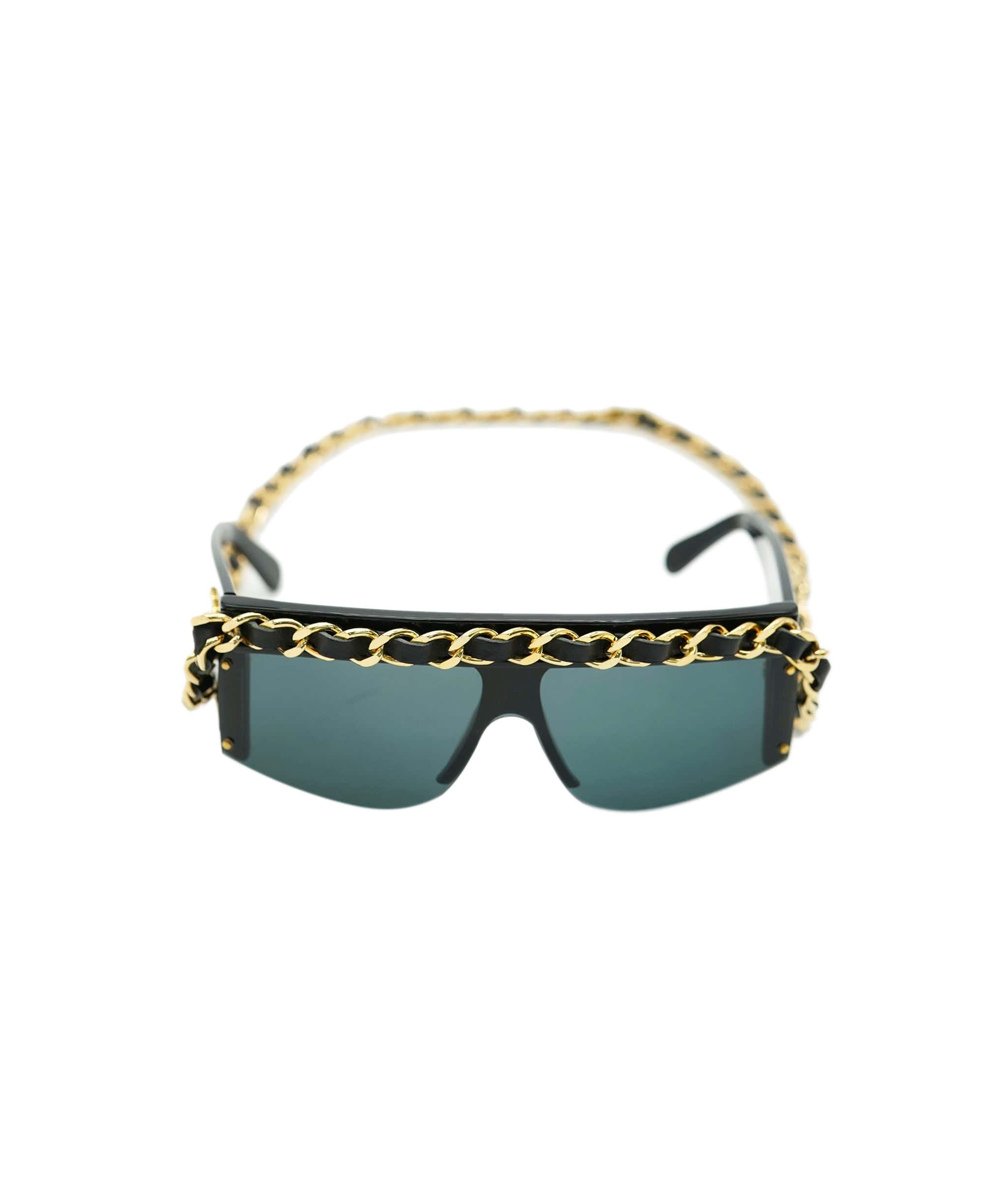 Chanel Pre owned 1980 1990s chain strap rectangle frame Sunglasses LuxuryPromise