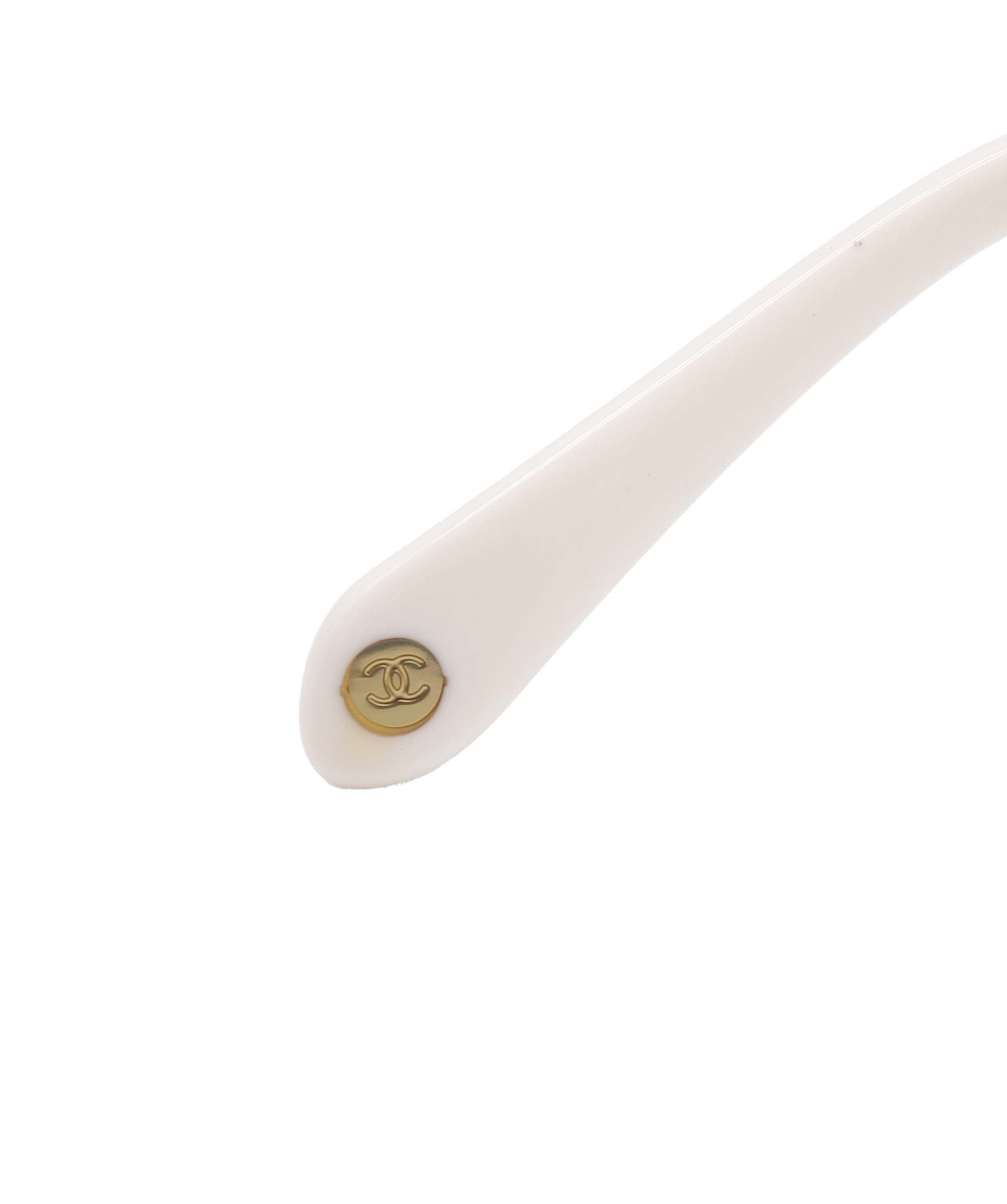 Chanel Chanel Rhinestone Matelasse Clear Sunglasses White DXBS4241