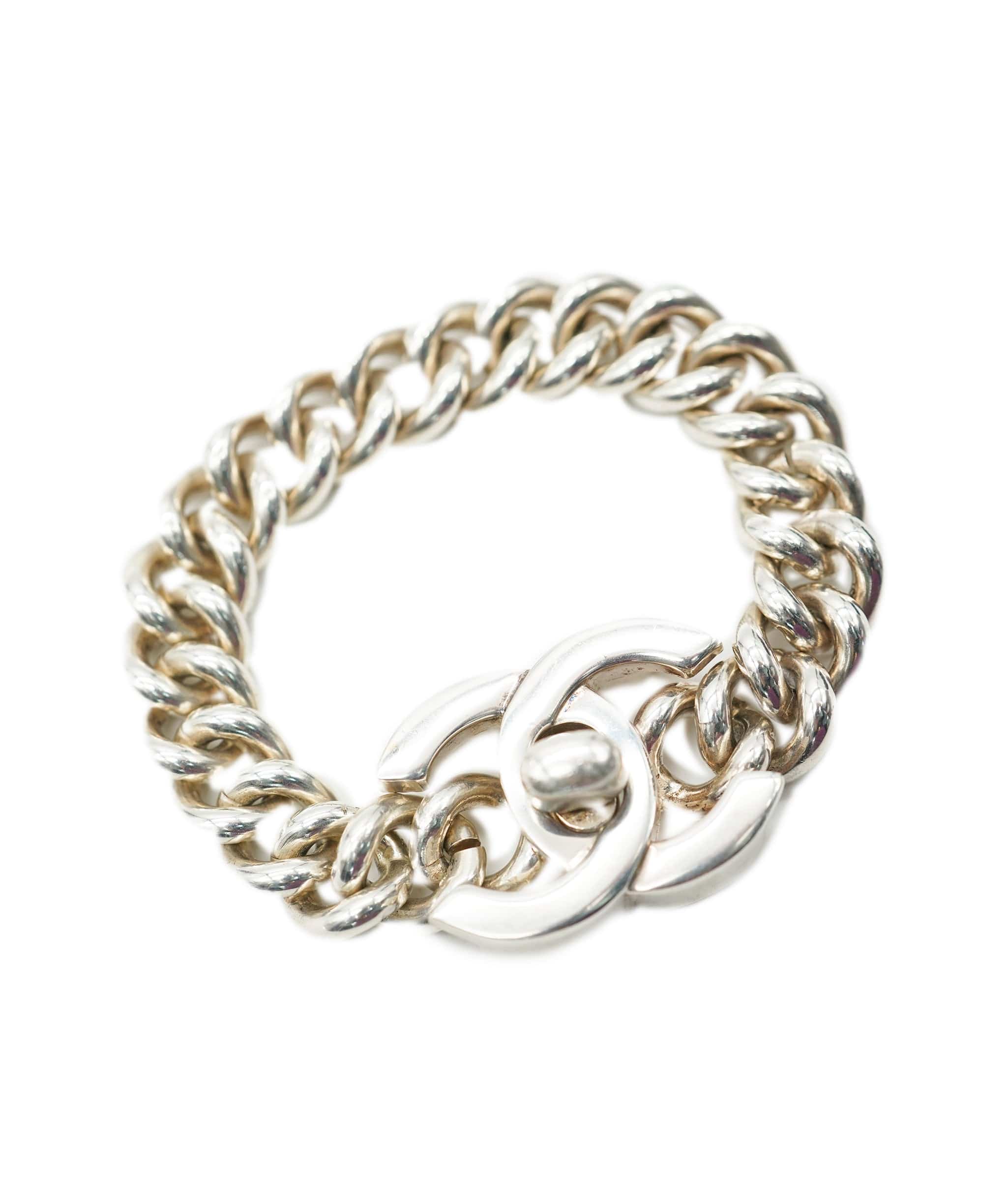 Chanel Chanel Silver Turnlock bracelet  ALL0690
