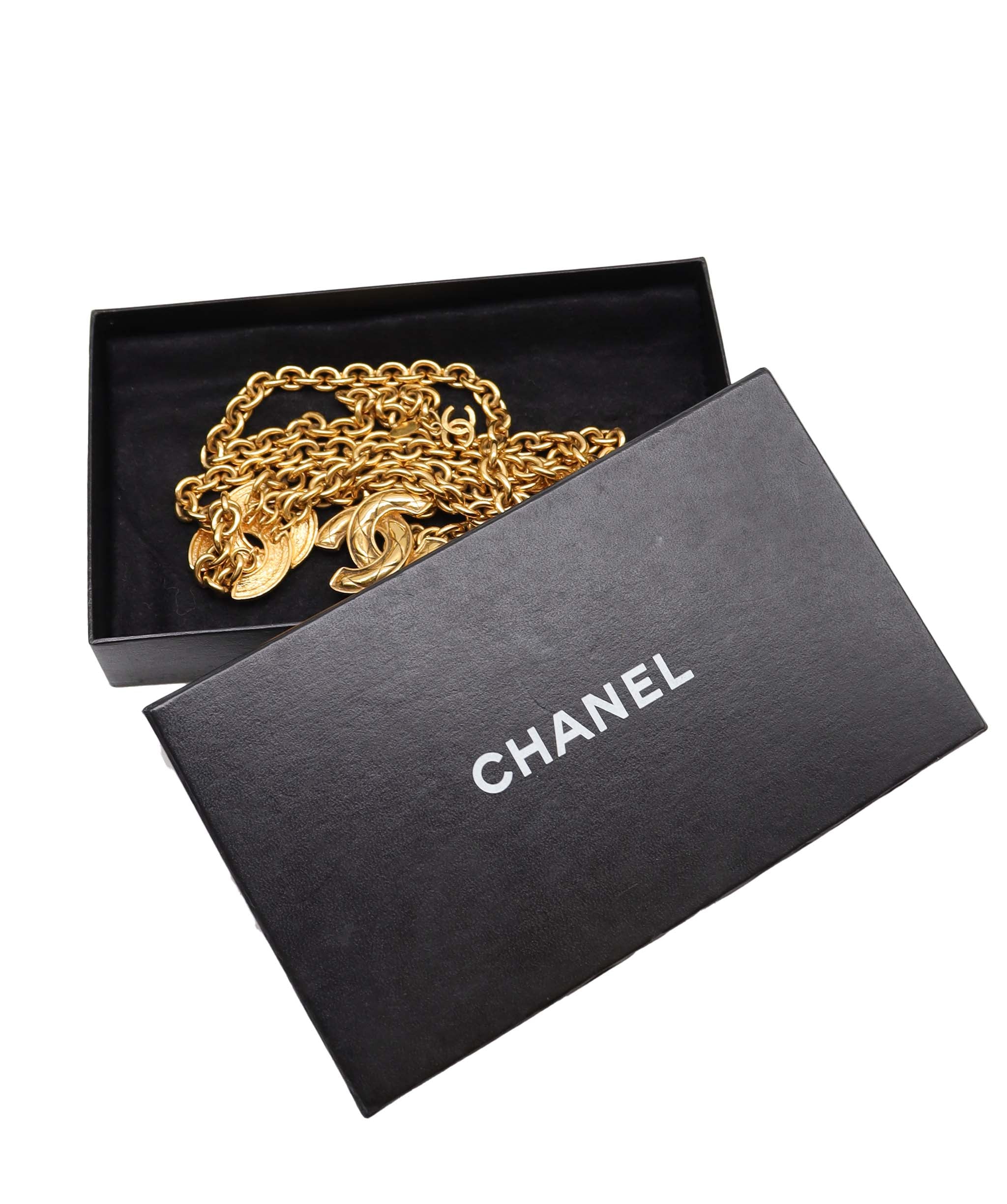 Chanel CHANEL TRIPLE CHAIN BELT COCOMARK ACCESSORY DXBS4144