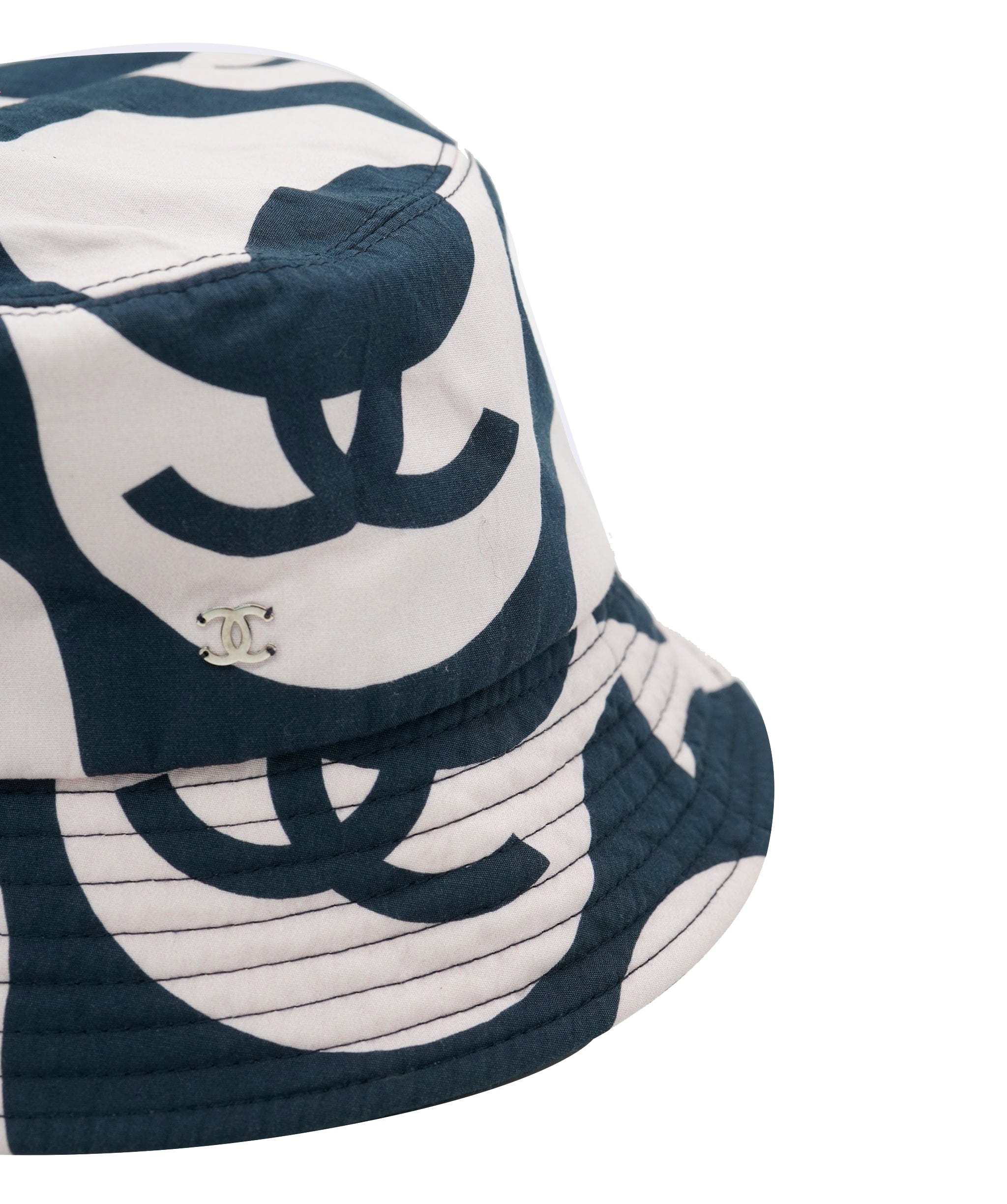 Chanel Chanel waves collection hat excellent condition  AKL0108