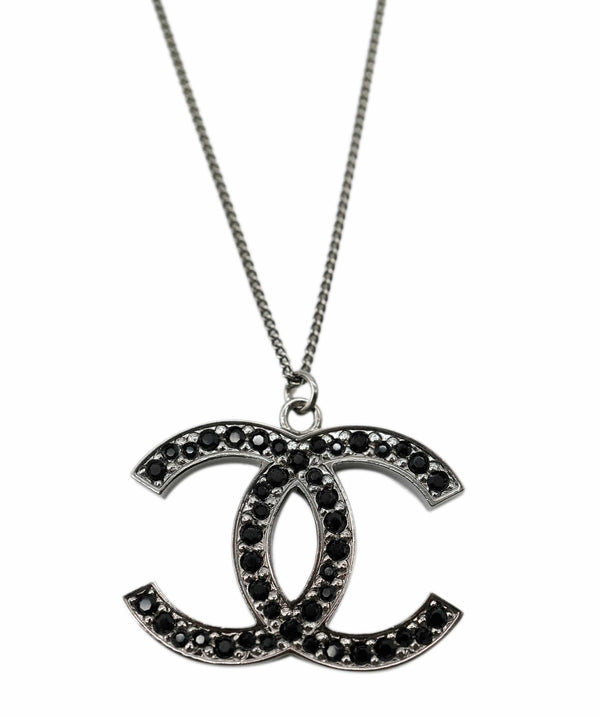Chanel Chanel CC grey necklace ALC0590