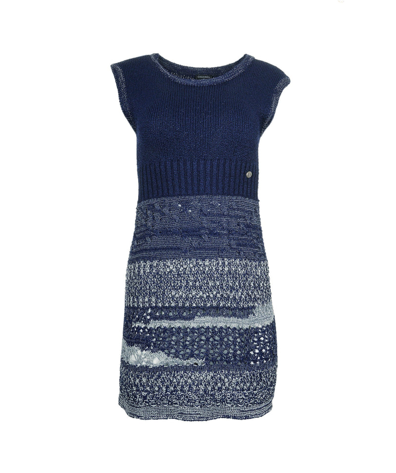Chanel Chanel Navy knitted dress size 34 AGC1247