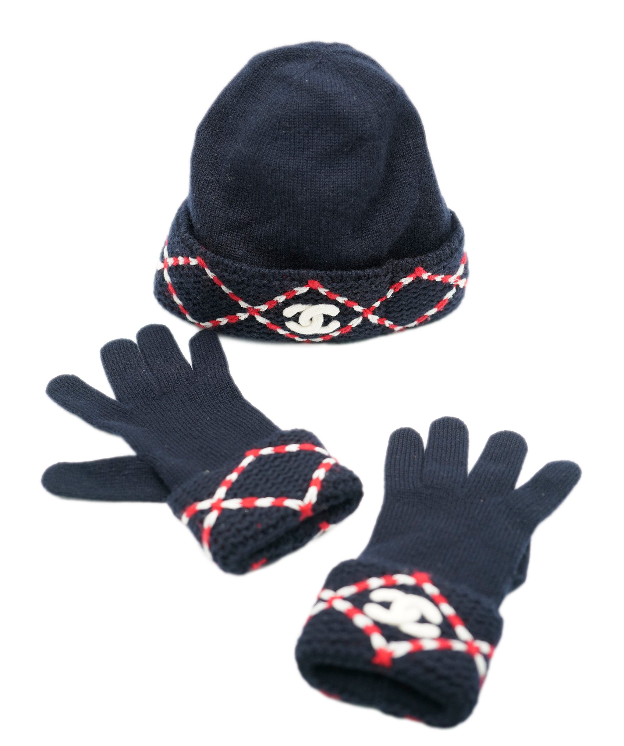 Chanel Chanel Navy, Red and White Cashmere Beanie Hat and Gloves Set with CC logo ASL10031