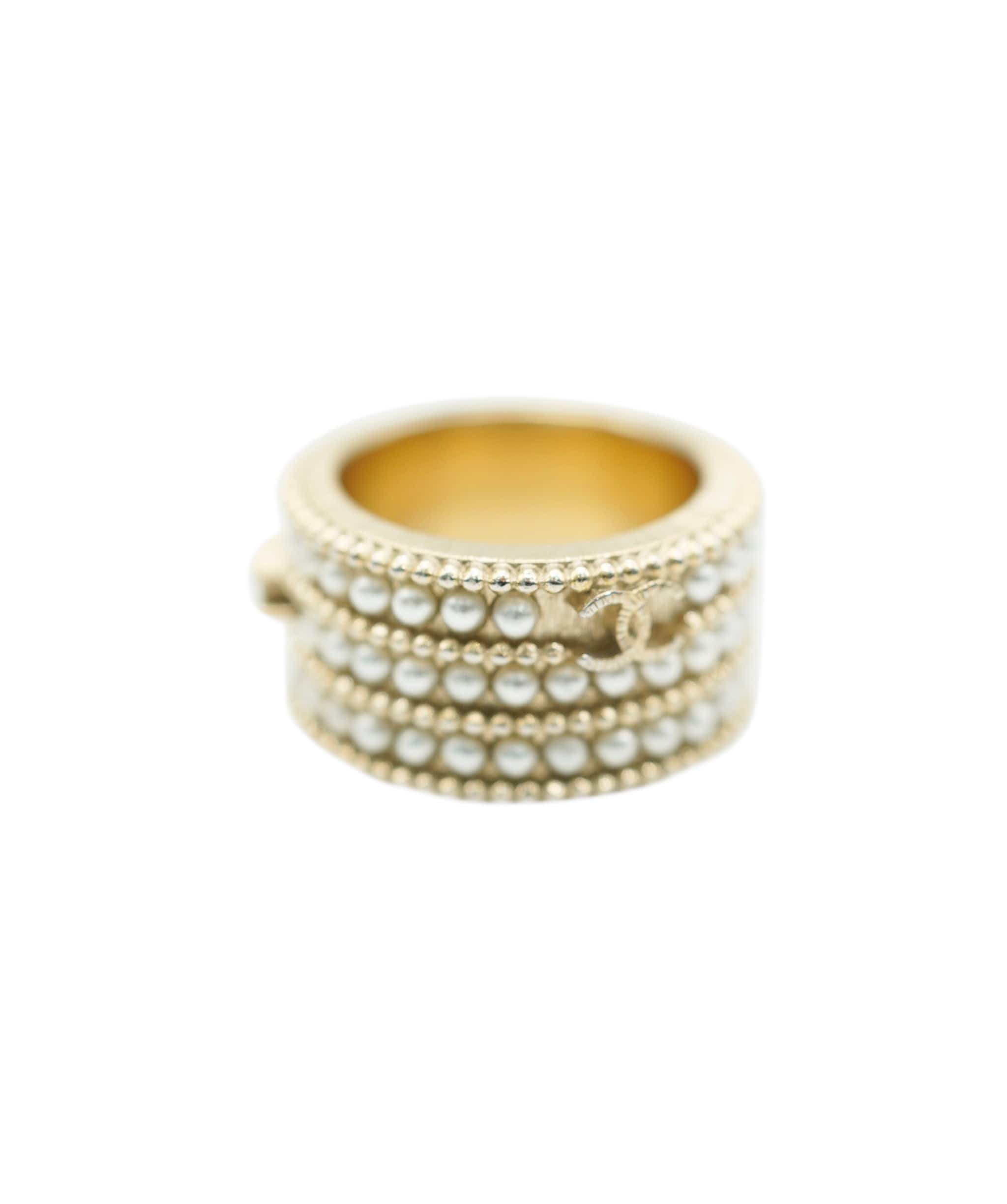 Chanel Chanel pearl ring ALC0533