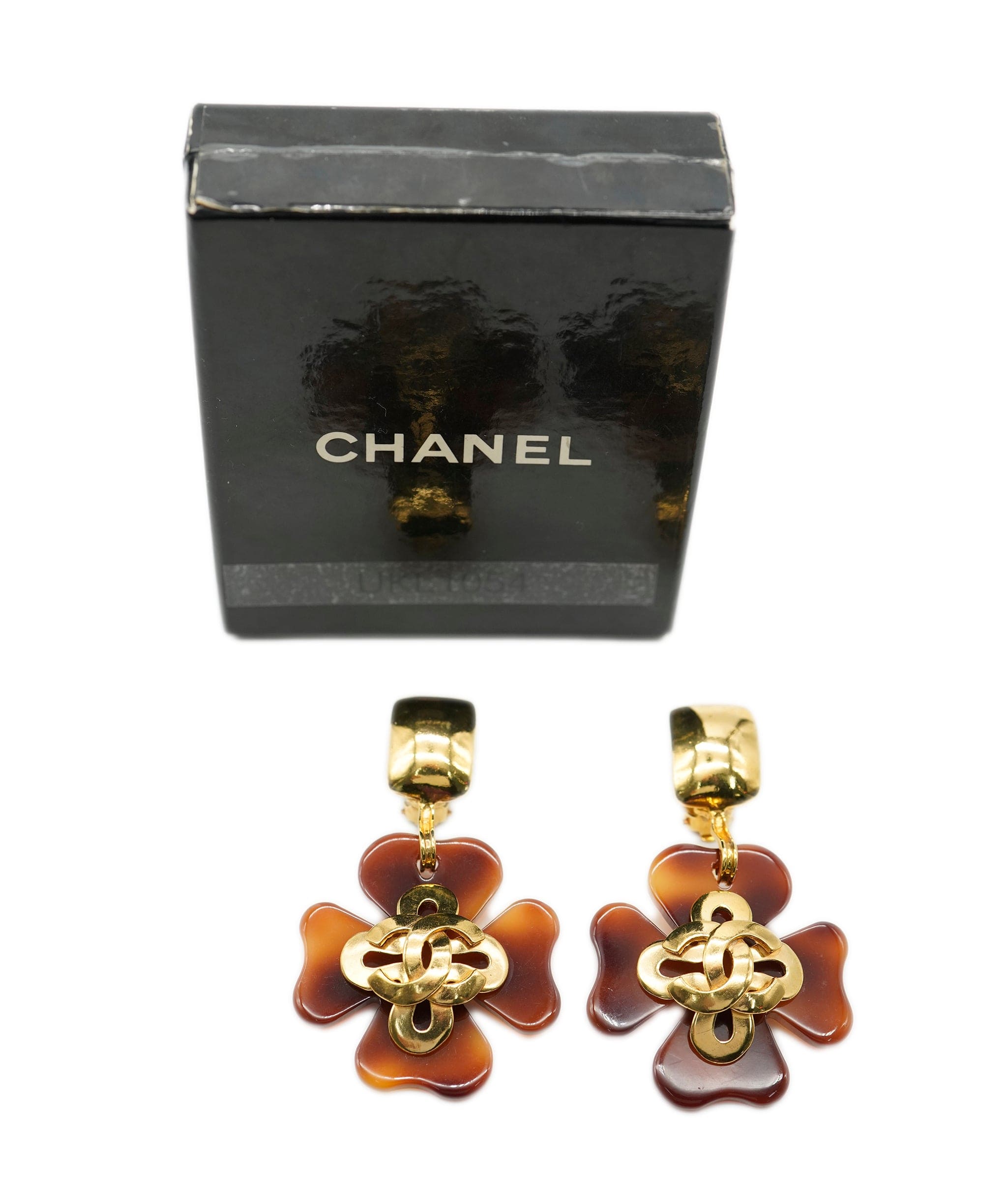 Chanel Chanel tortoise celtic earring UKL1054