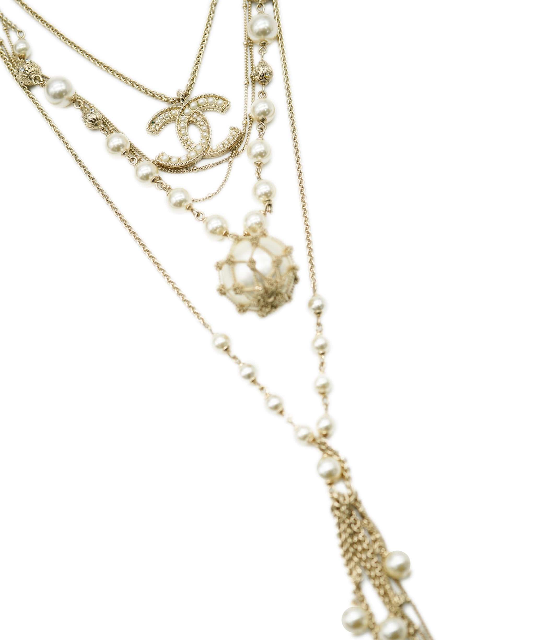 Chanel Chanel triple chain necklace ALC1045
