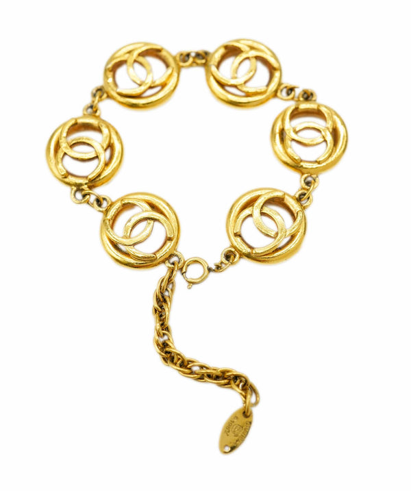 Chanel Chanel vintage bracelet gold cut out 5 cc motif AVC1878