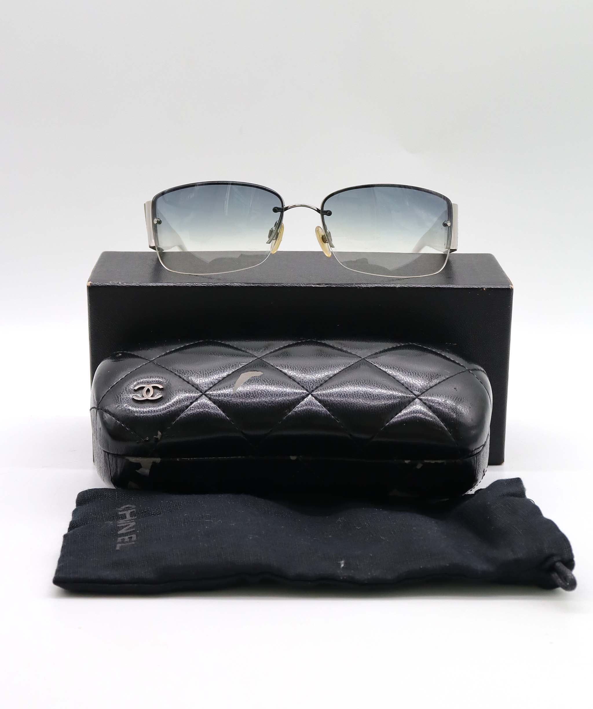 Chanel VINTAGE CHANEL RHINESTONE SUNGLASSES Blue EYEWEAR AGC3570