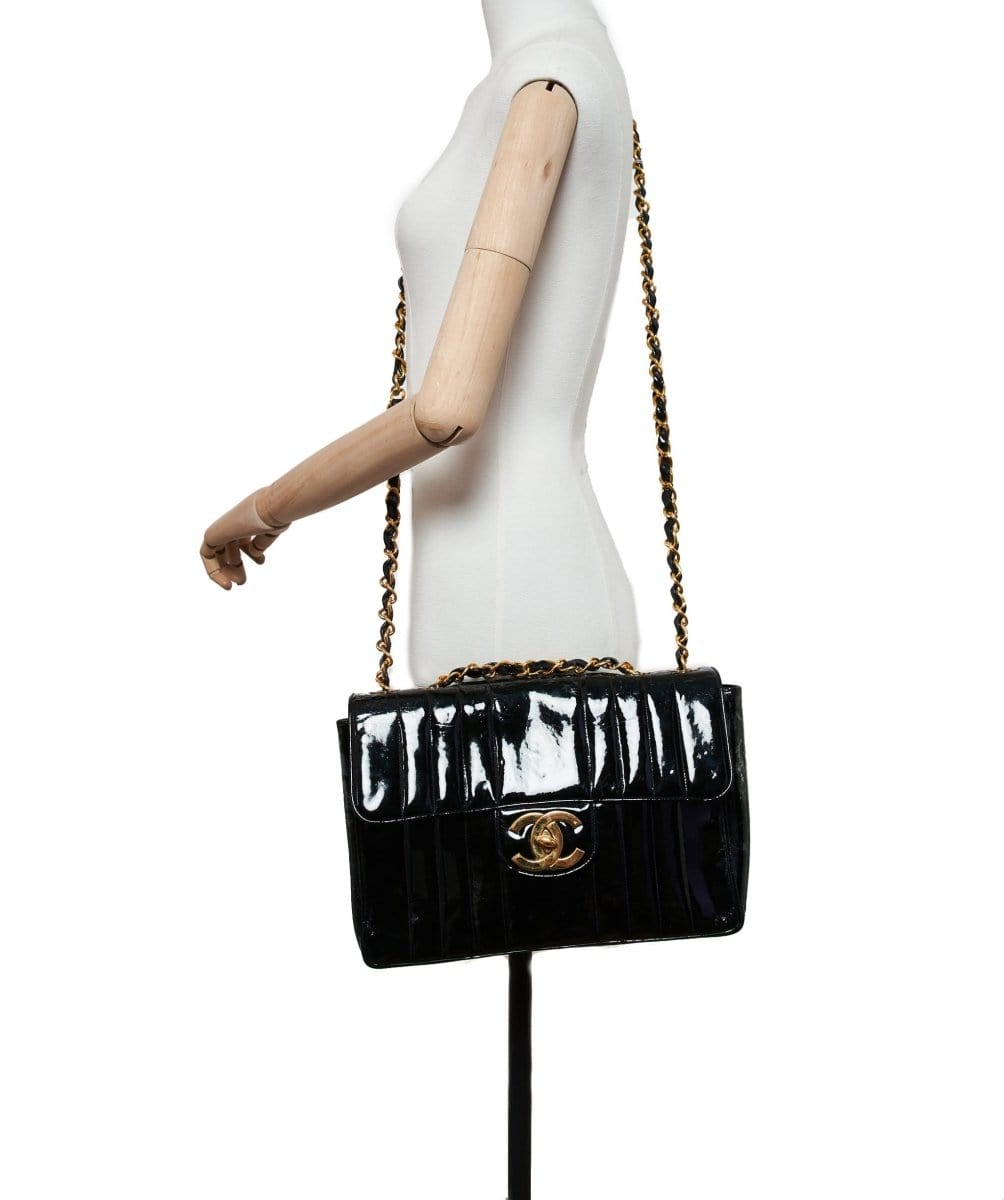 47. Lp x c Chanel CC Mademoiselle 30 Chain Shoulder Bag Black Patent - ASL1479
