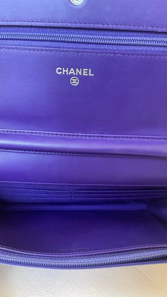77052 Chanel Purple Patent Leather WOC Silver Hardware