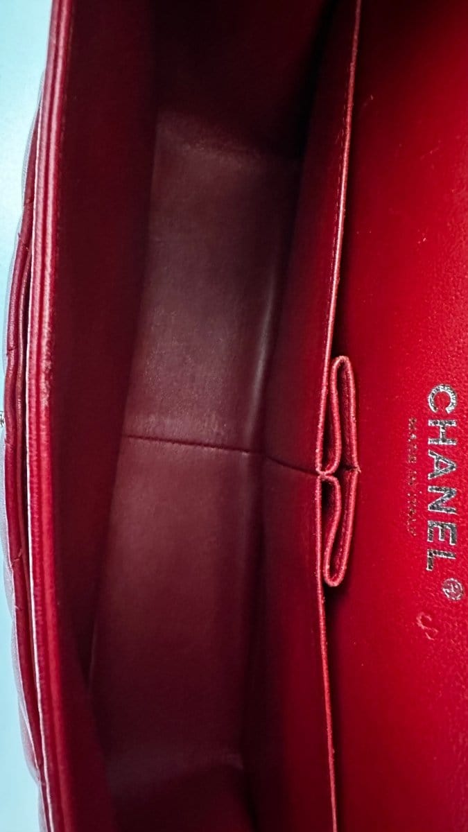 82907 Chanel Red Jumbo Double Flap