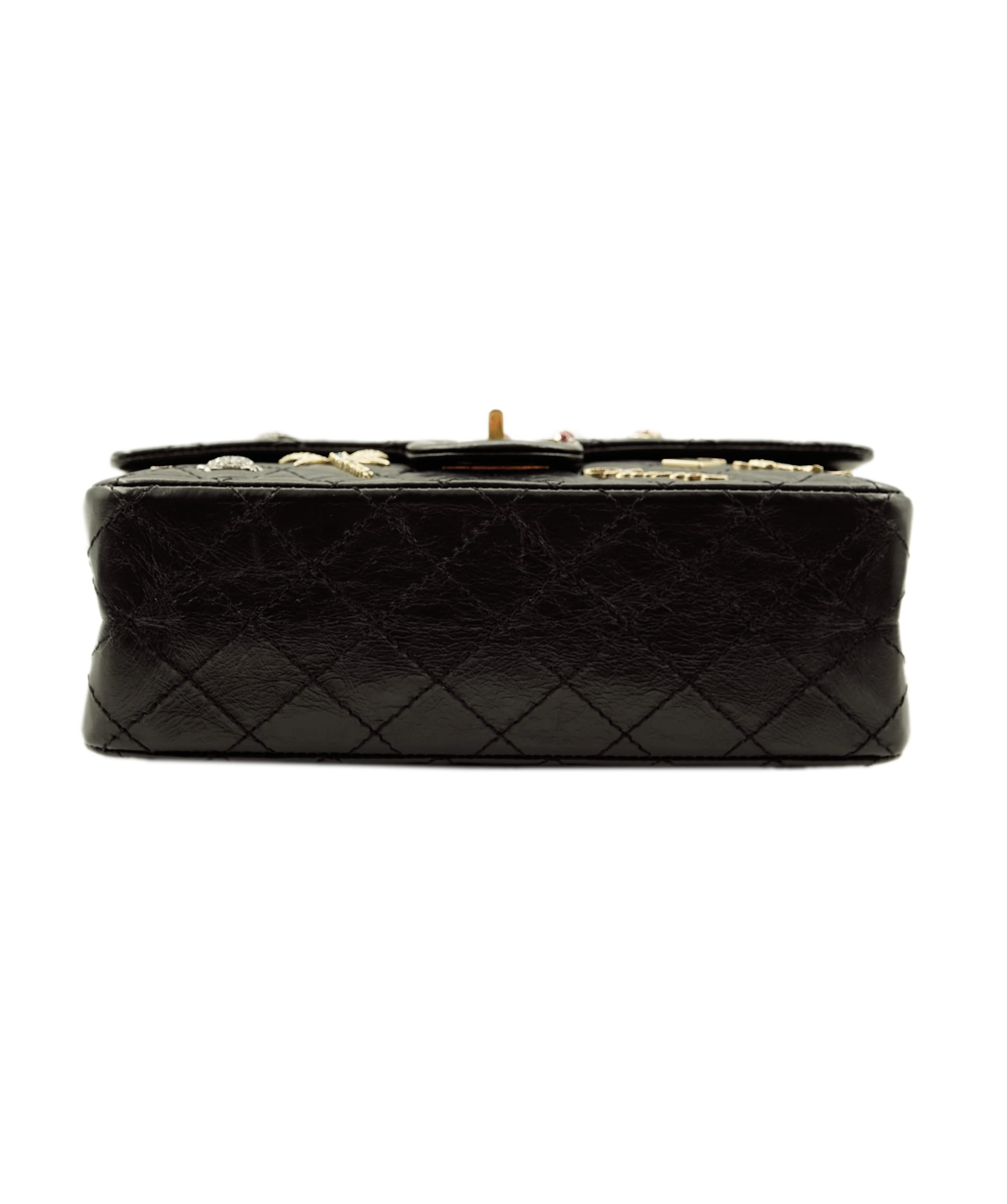 Chanel Chanel 2.55 reissue charms AKC0763
