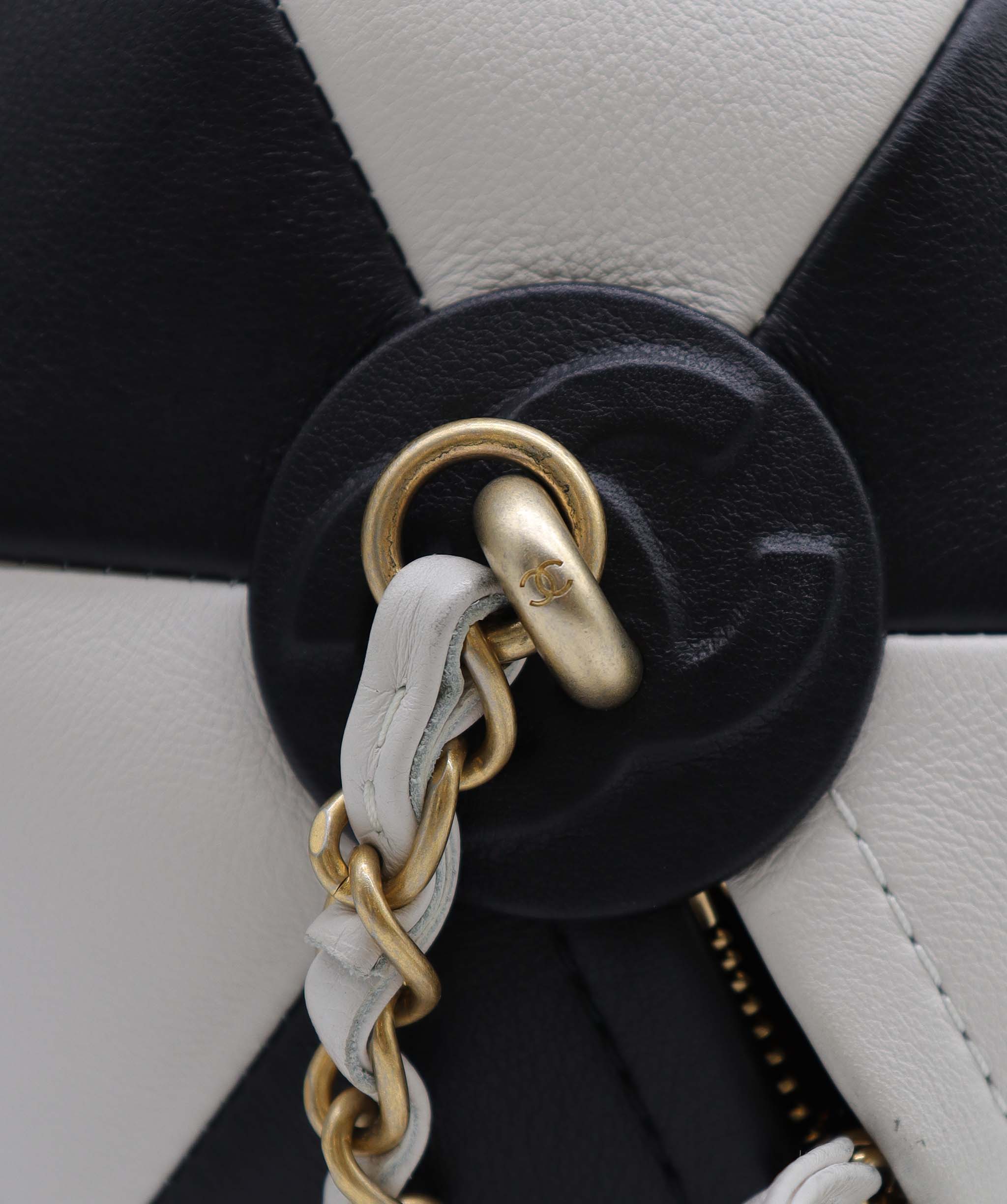 Chanel CHANEL beach ball Chain Shoulder Bag DXBS3472