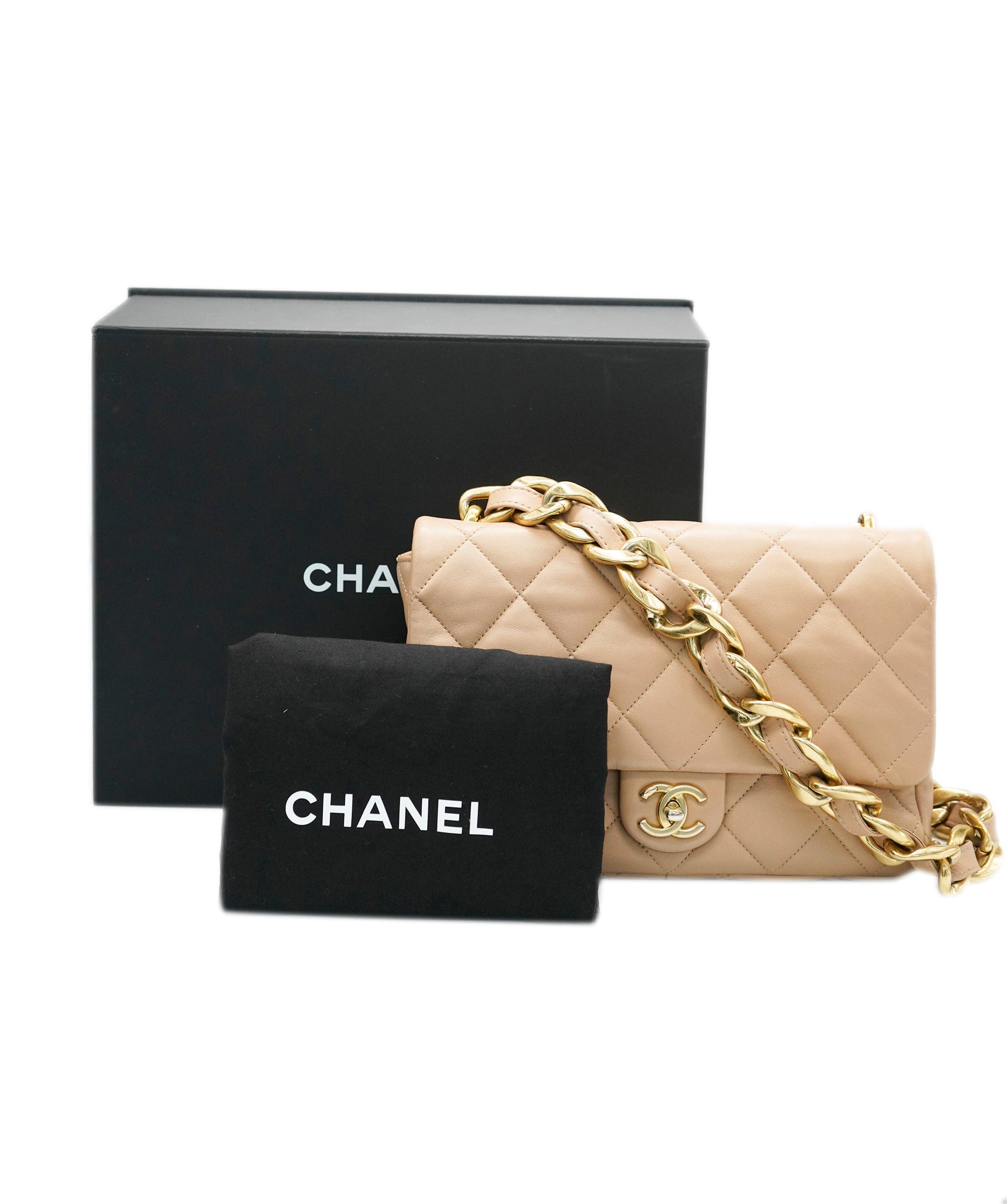 Chanel Chanel beige shoulder bag - comes full set  - AJC0720