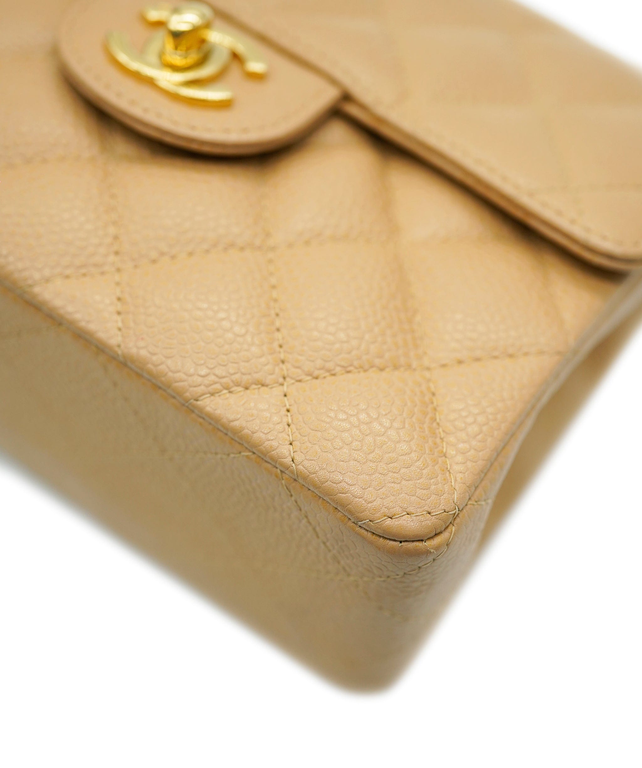 Chanel Chanel Beige Vintage Mini Caviar Square 90220677 DBXS0035