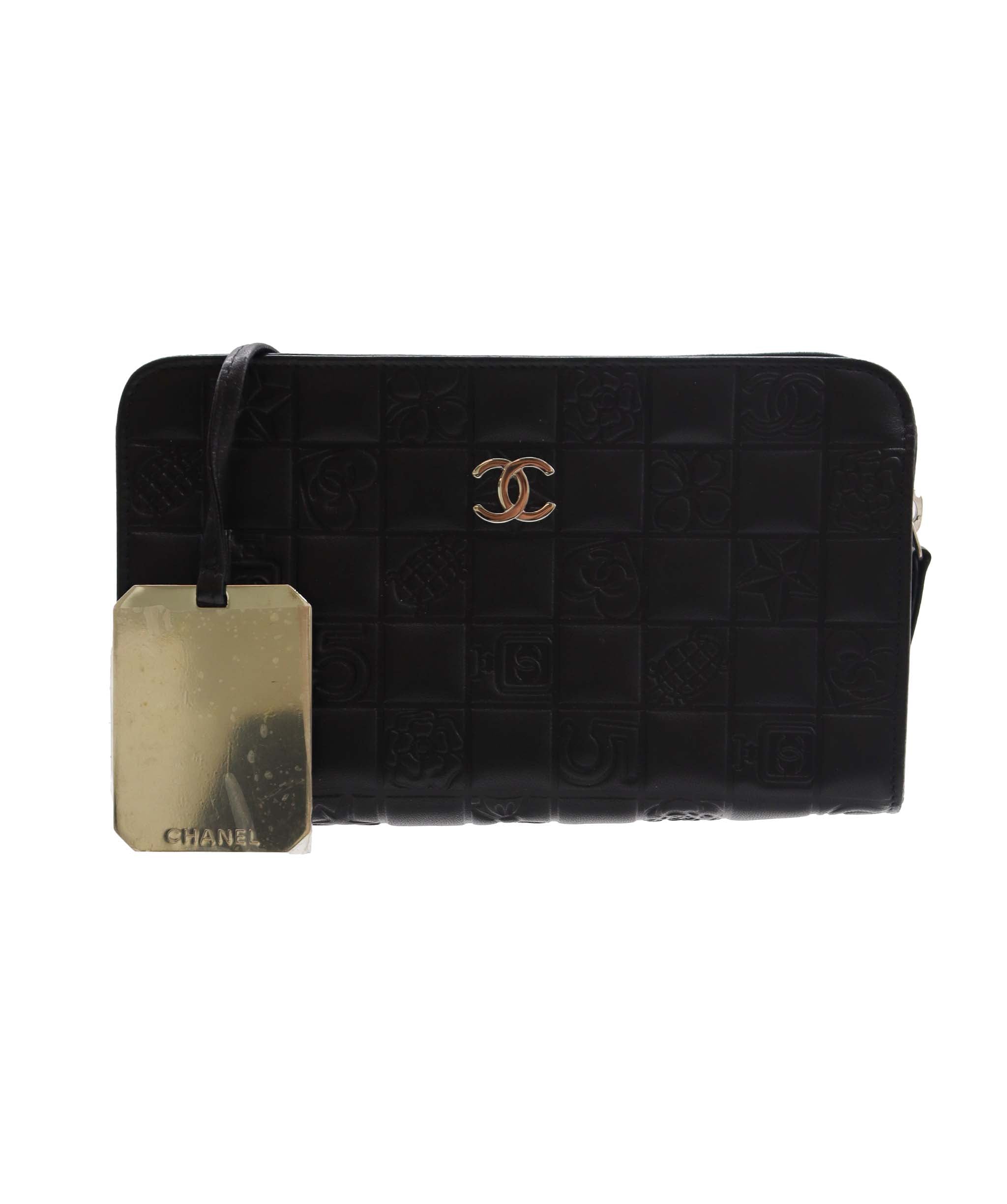 Chanel chanel black cc pouch with box DXBS1534