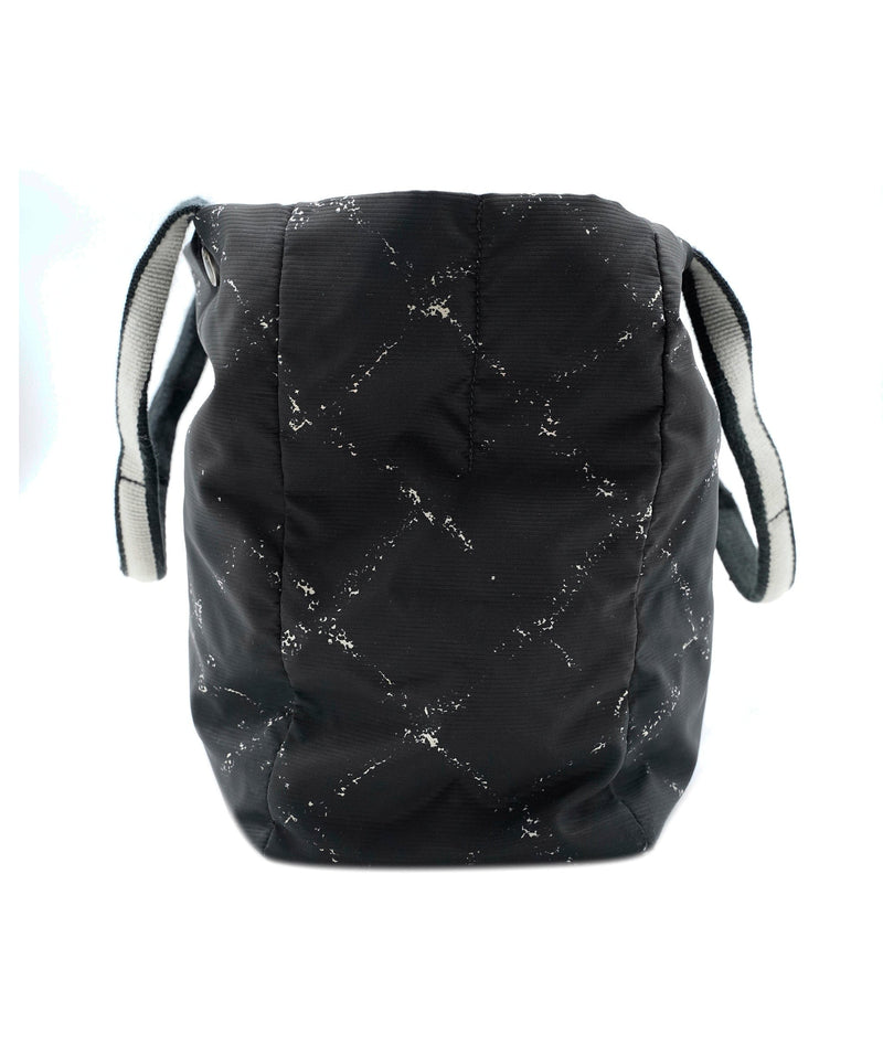 Chanel Black Old Travel Line Belt Bag White Nylon Cloth ref.124411