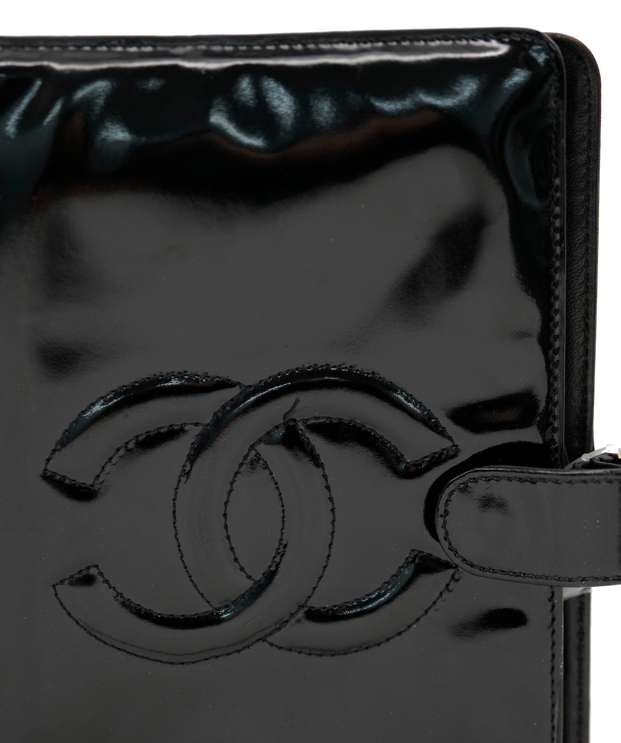 Chanel Black Patent Leather CC Planner/Agenda Cover DXBV0455
