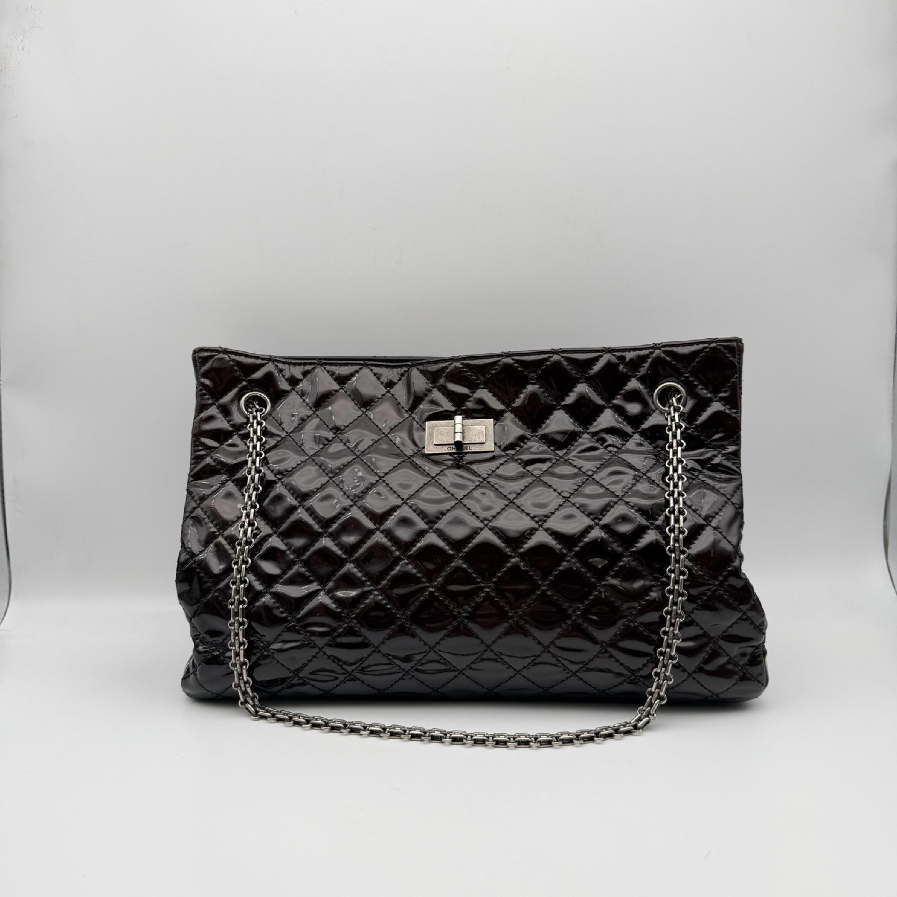 Chanel Chanel Black Quilted Leather Shoulder Bag C345661