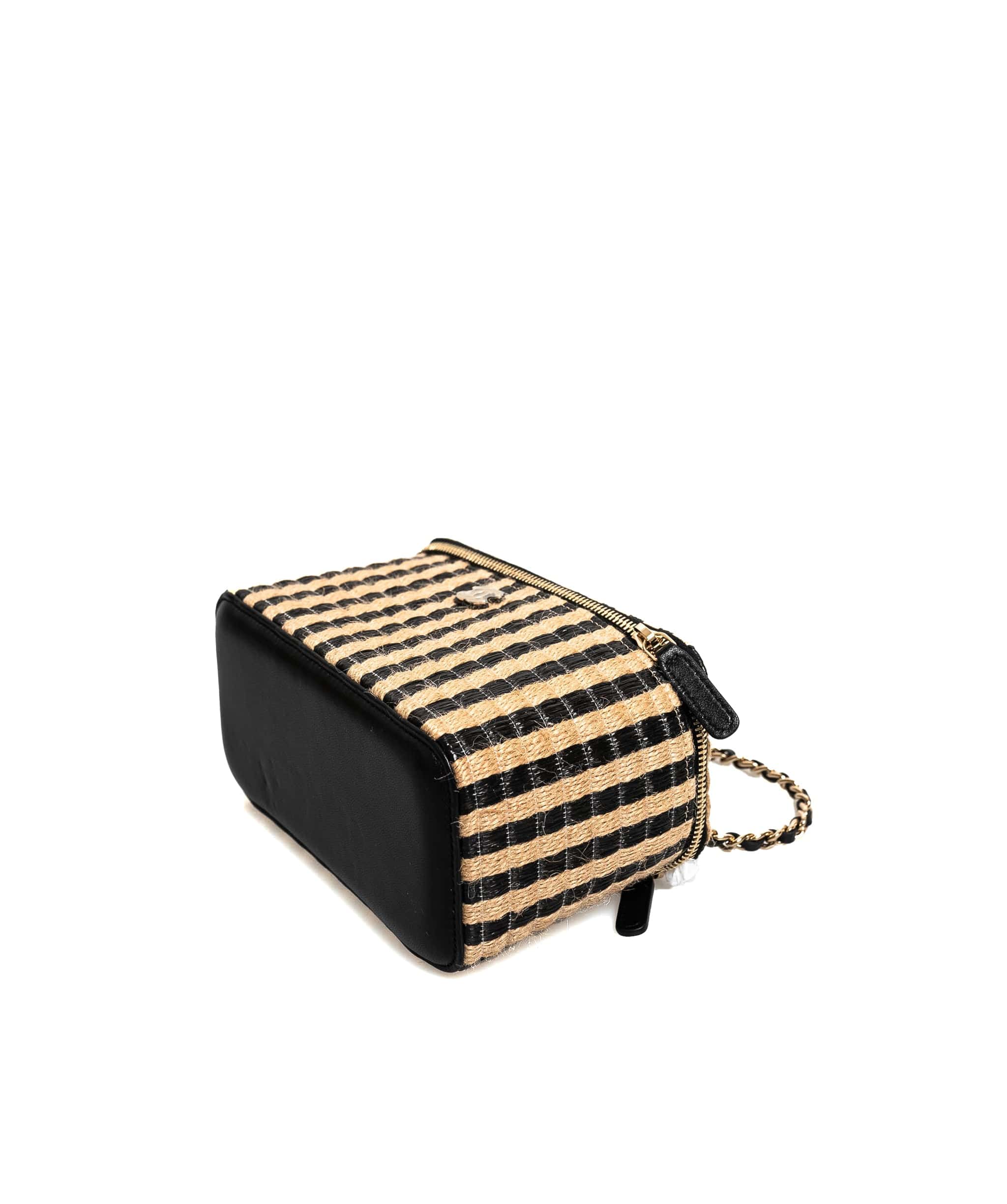 Chanel Chanel Black Wicka Basket Crossbody Bag  - AGL1548