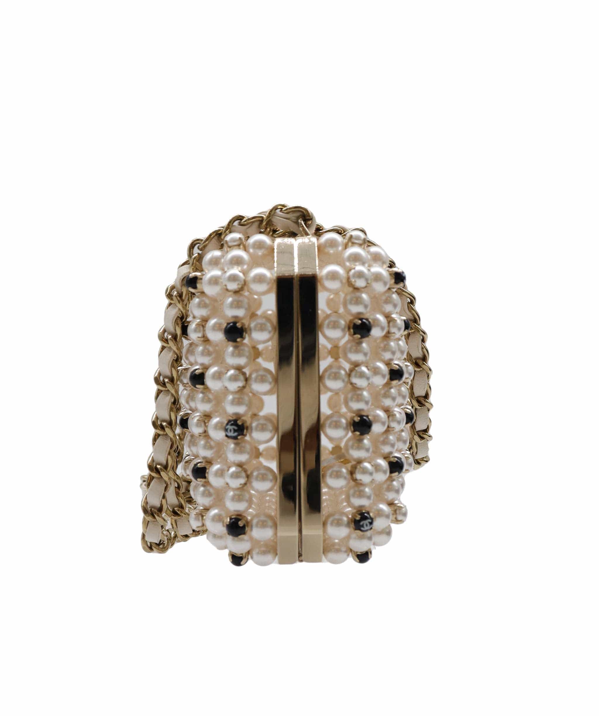 Chanel Chanel Caged Pearl Minaudiere Black White - DXBS2525