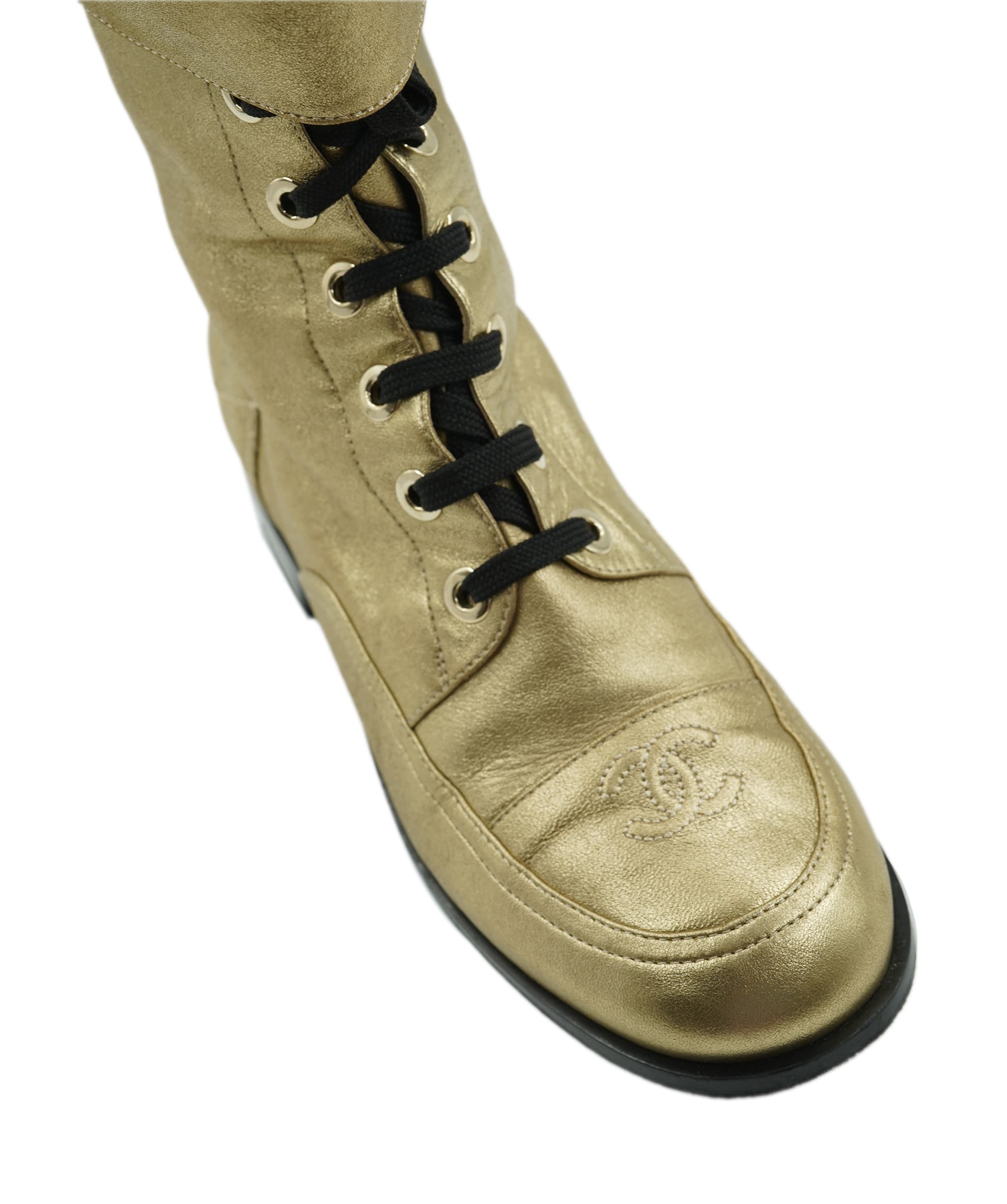 Chanel Chanel calf boot gold AKC0778