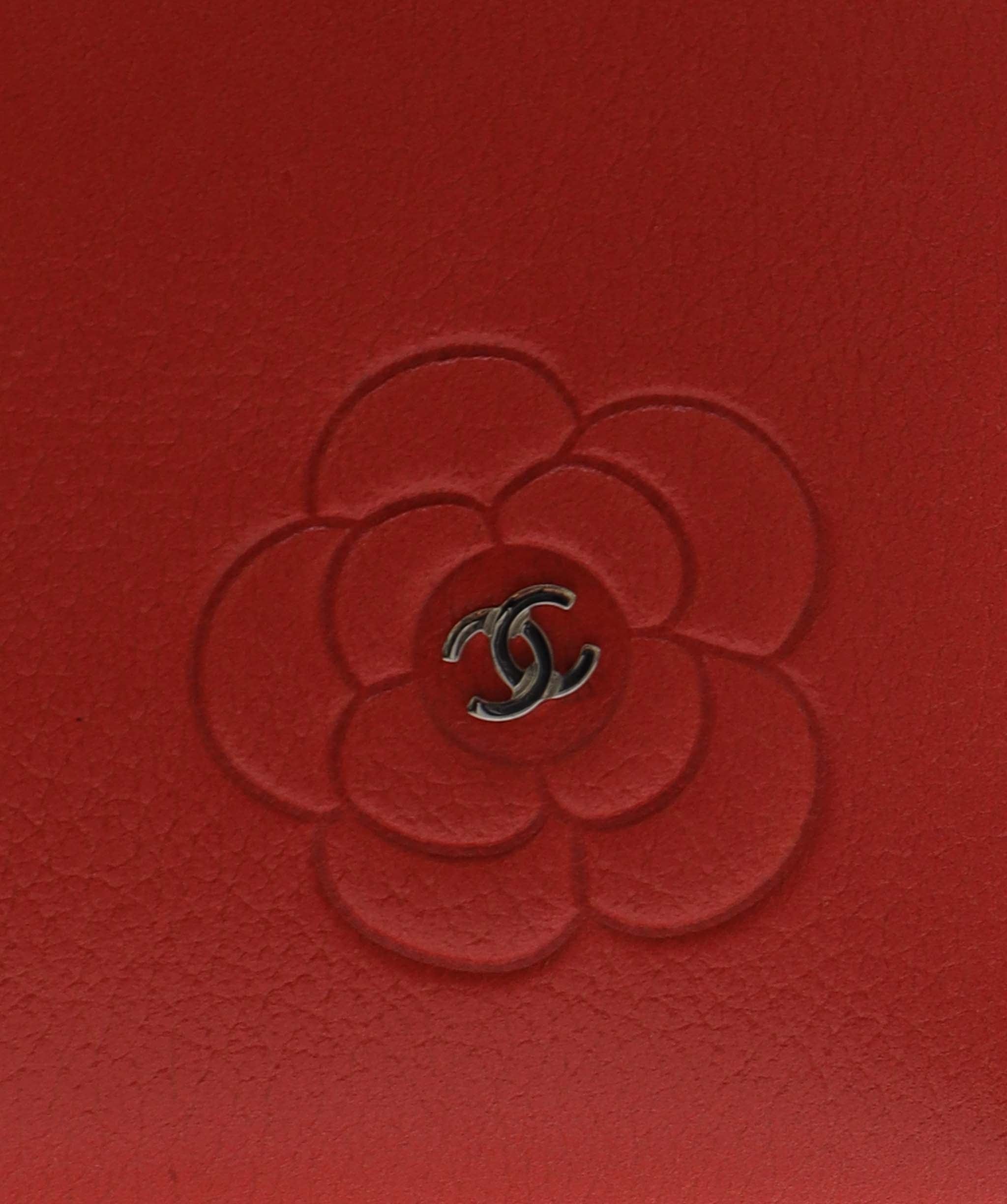 Chanel chanel camilia red pouch DXBS1533