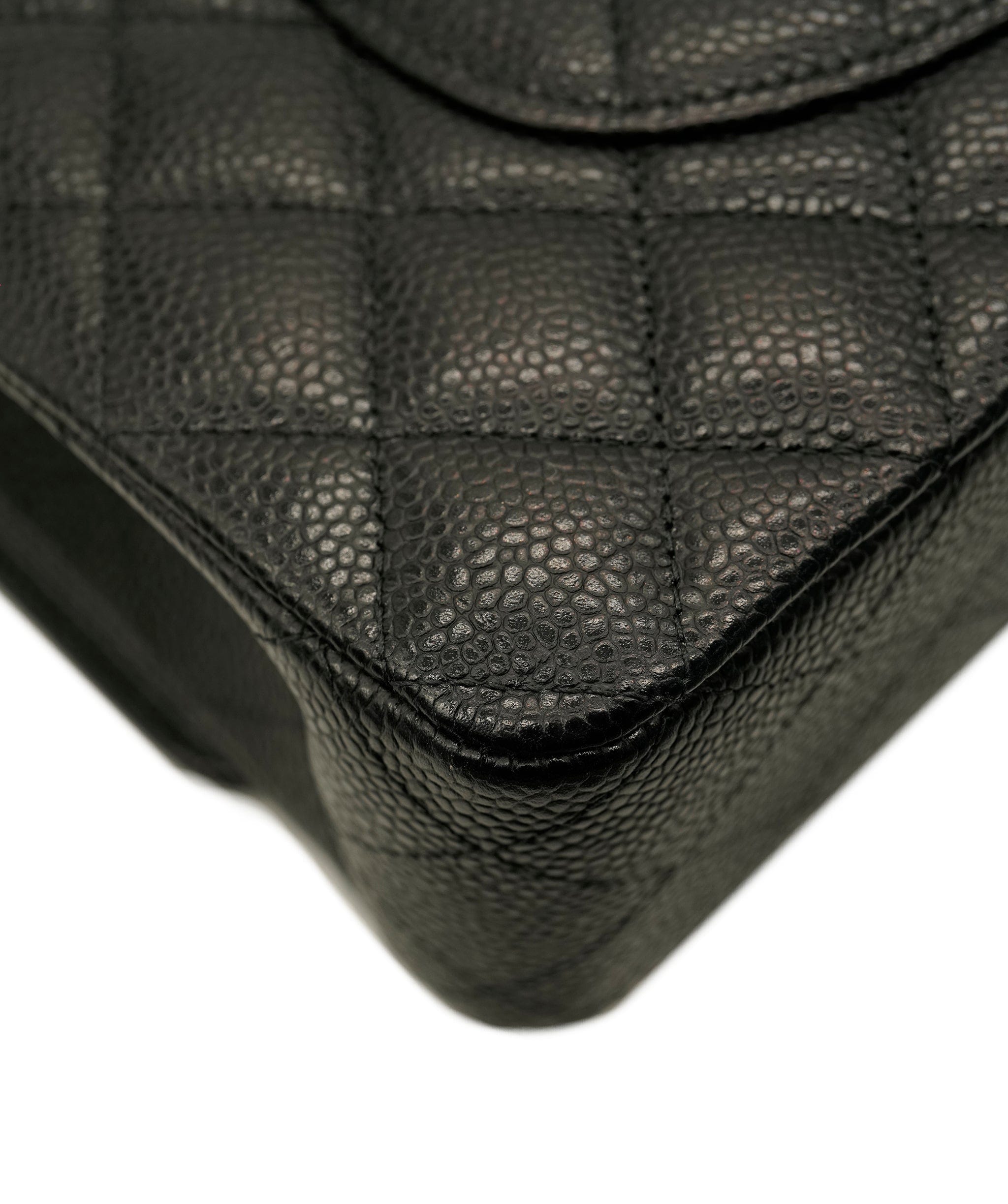 Chanel Chanel Caviar Medium Classic Flap  ALC2960