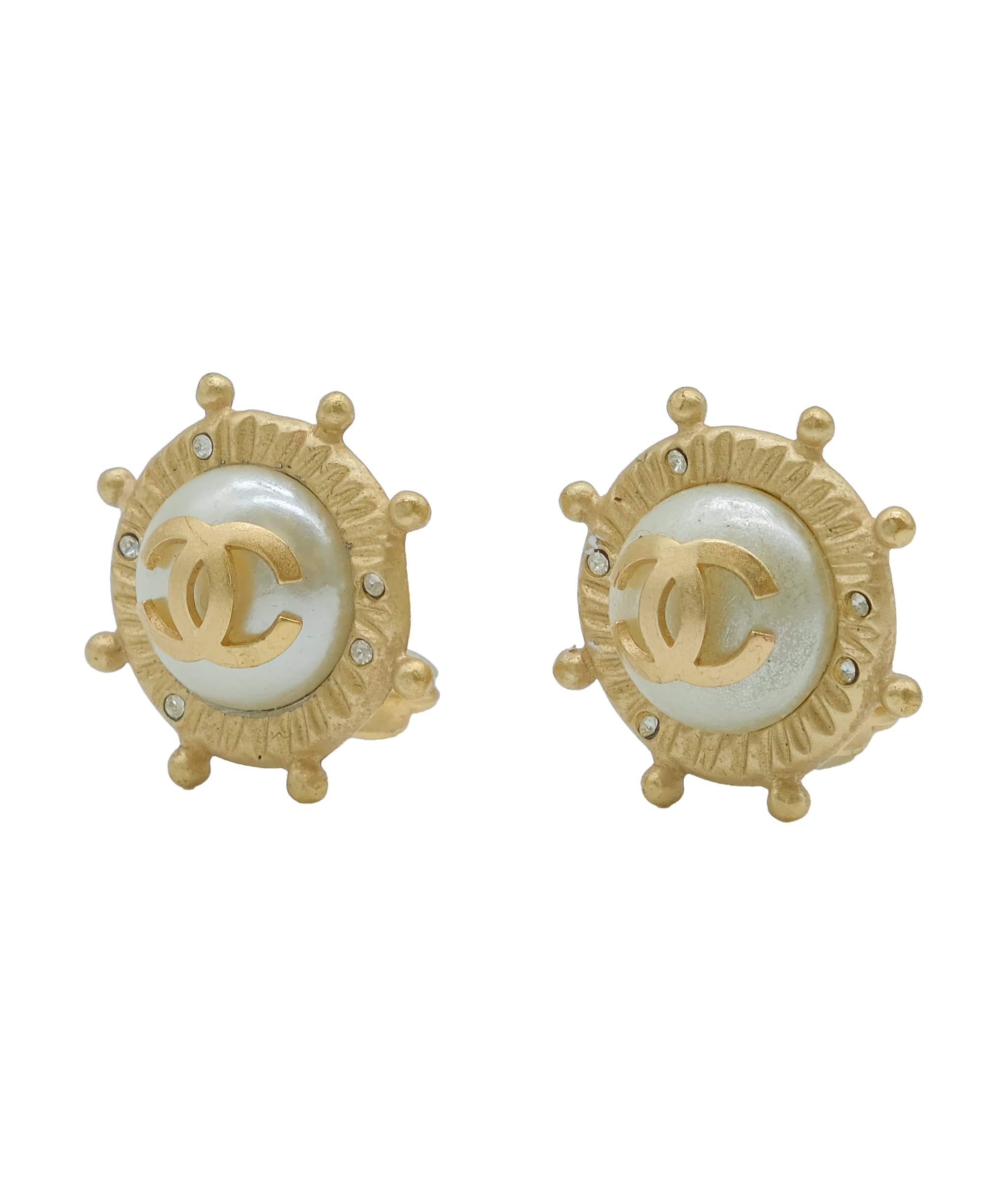 Chanel Chanel CC Pearl Gold Clip On Earrings ASC5309