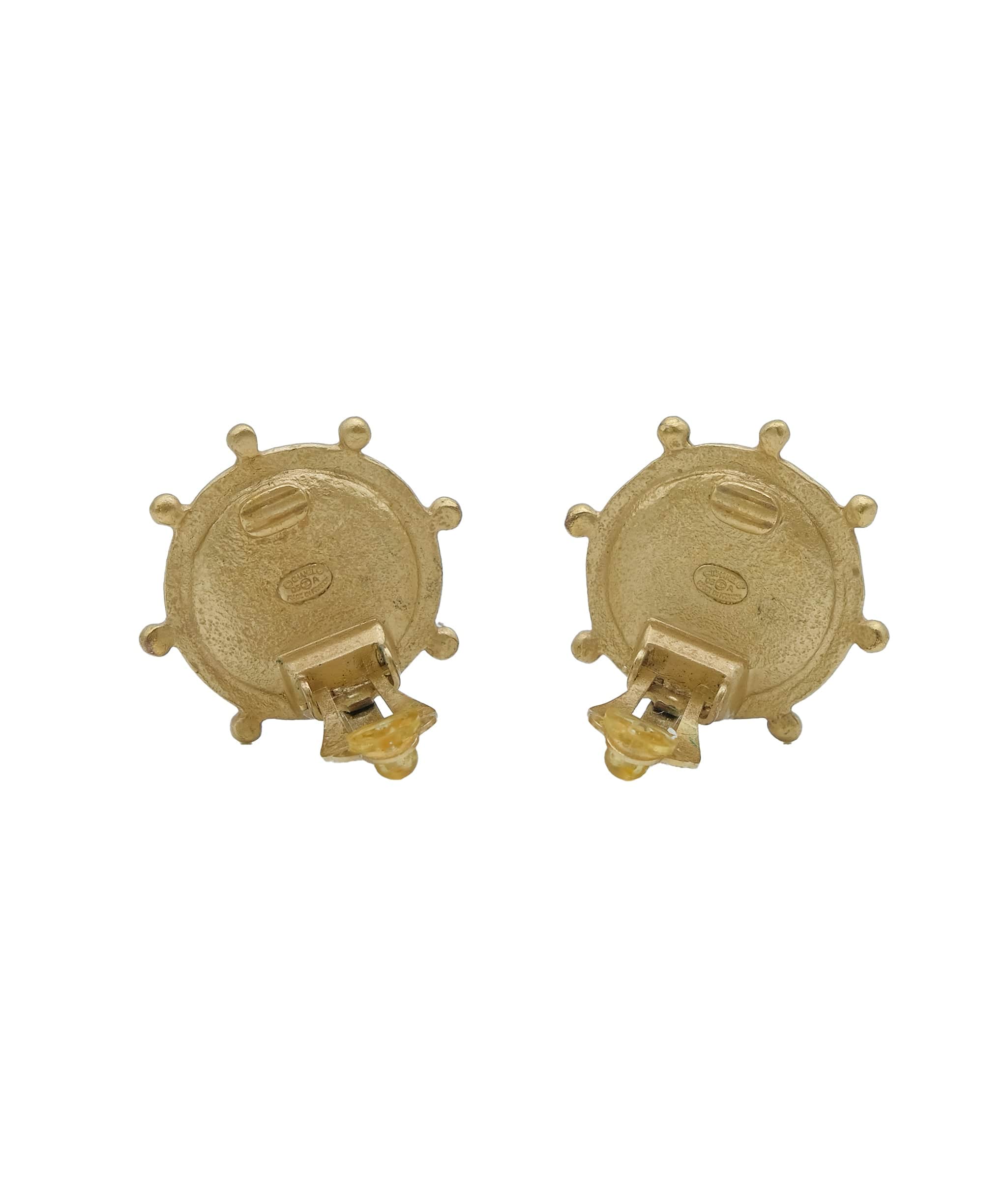 Chanel Chanel CC Pearl Gold Clip On Earrings ASC5309