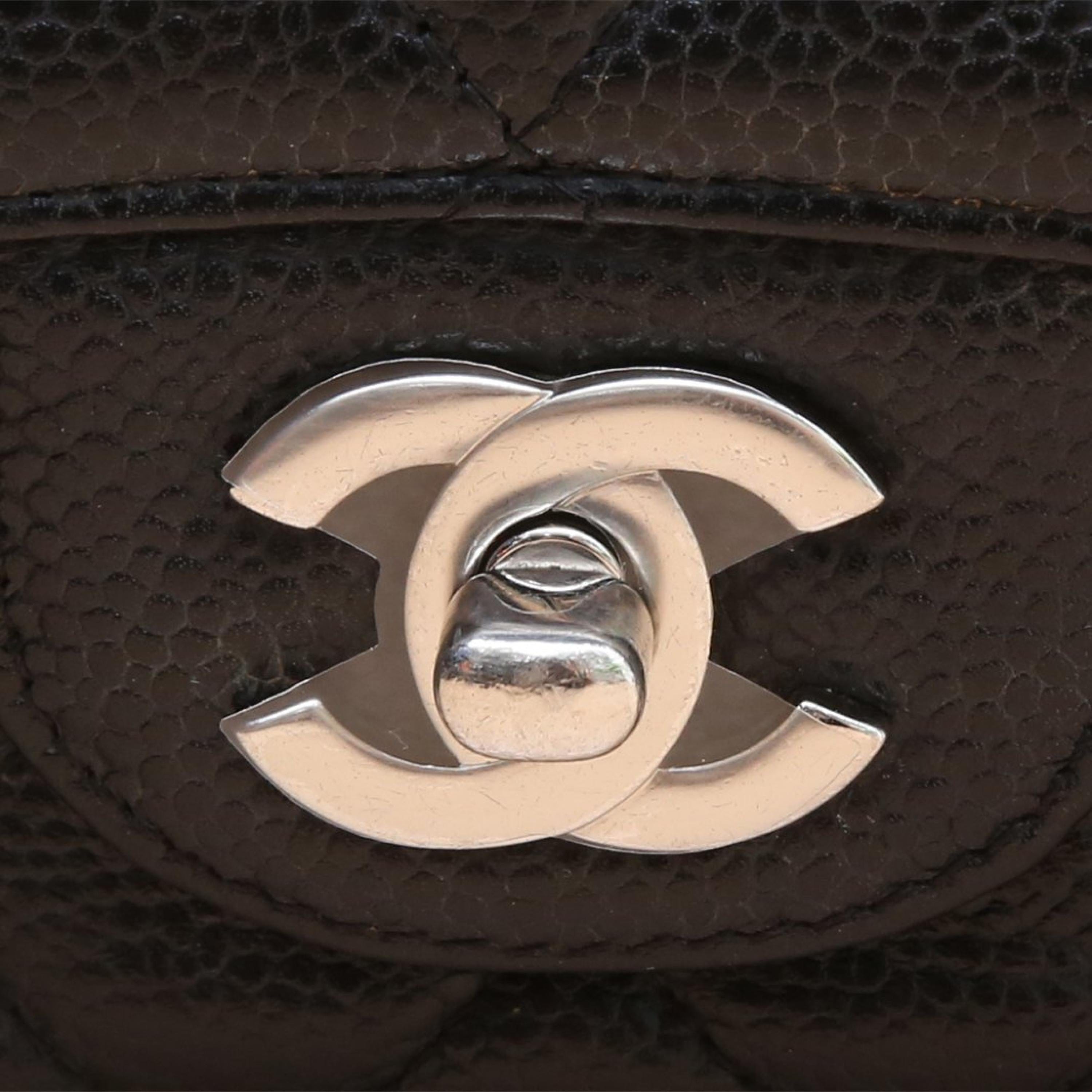 Chanel Chanel CF Flap Bag Medium 25.5cm Black Lychee Leather C Silver Buckle Lychee Leather C 14k Silver Buckle
Box ALC3153