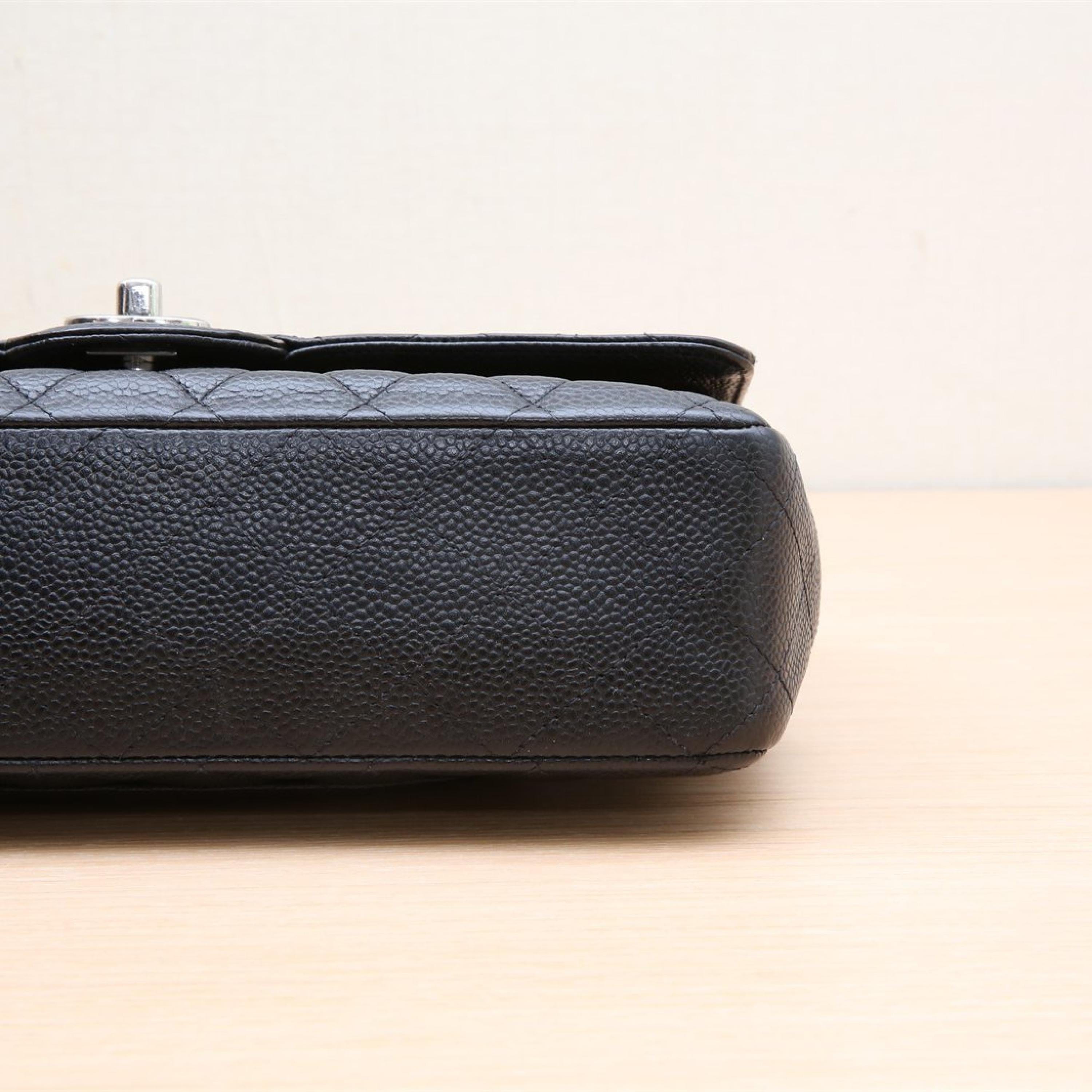 Chanel Chanel CF Flap Bag Medium 25.5cm Black Lychee Leather C Silver Buckle Lychee Leather C 14k Silver Buckle
Box ALC3153